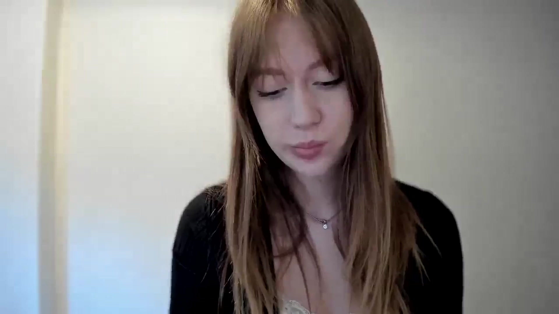Gallery image thumbnail from RoboSasha's myfreecams stream on, 12/29/2025, 12:30 image 6 of 20