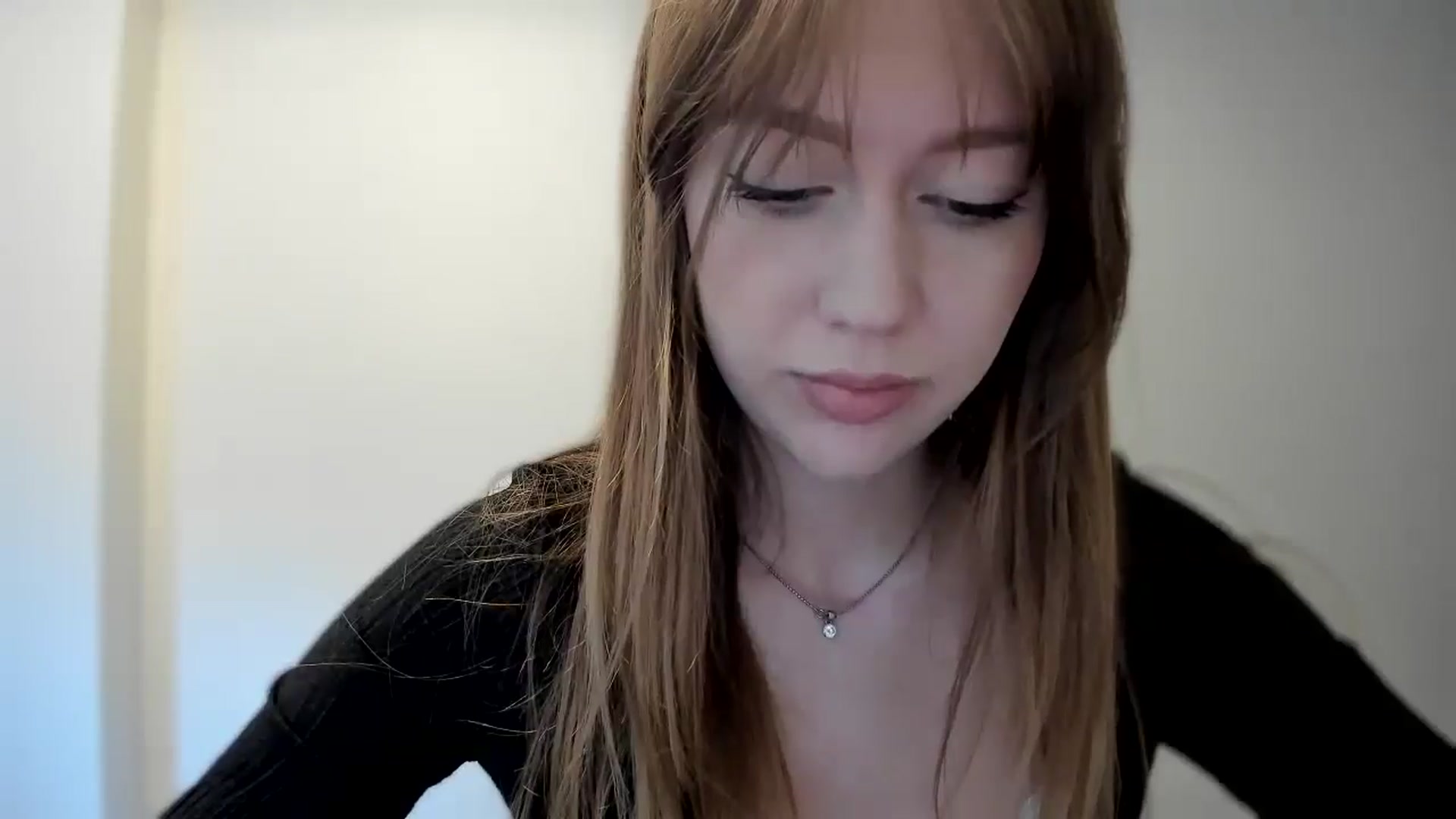Gallery image thumbnail from RoboSasha's myfreecams stream on, 12/29/2025, 12:30 image 2 of 20