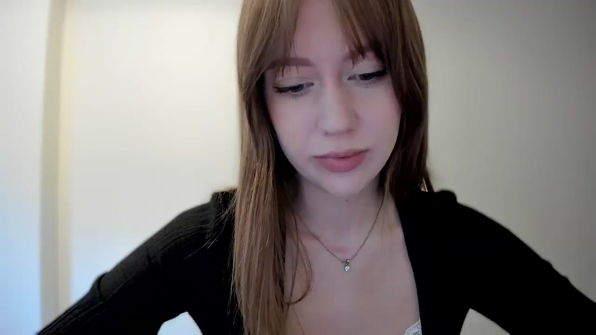 Gallery image thumbnail from RoboSasha's myfreecams stream on, 12/29/2025, 12:30 image 19 of 20