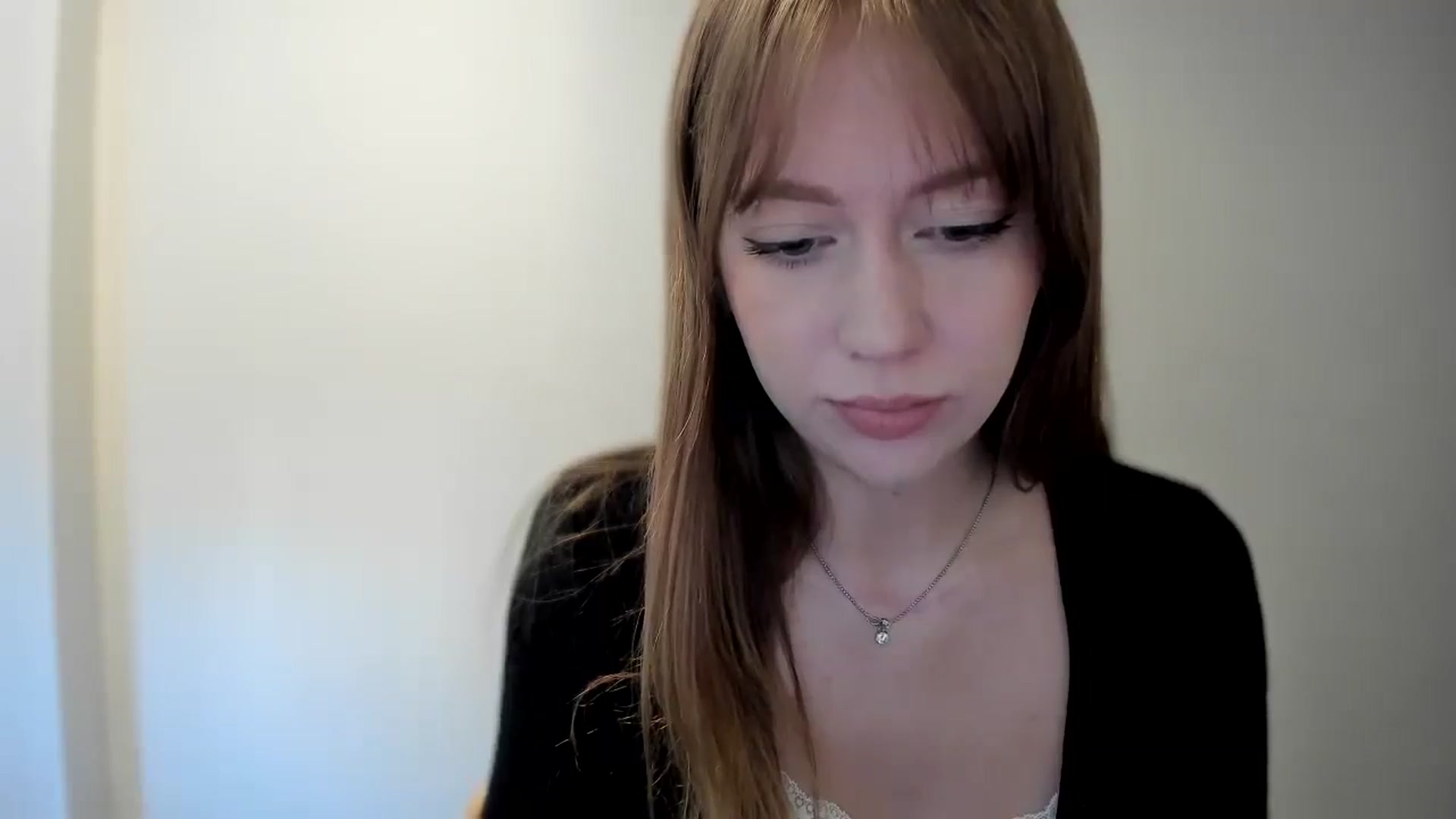 Gallery image thumbnail from RoboSasha's myfreecams stream on, 12/29/2025, 13:19 image 2 of 20
