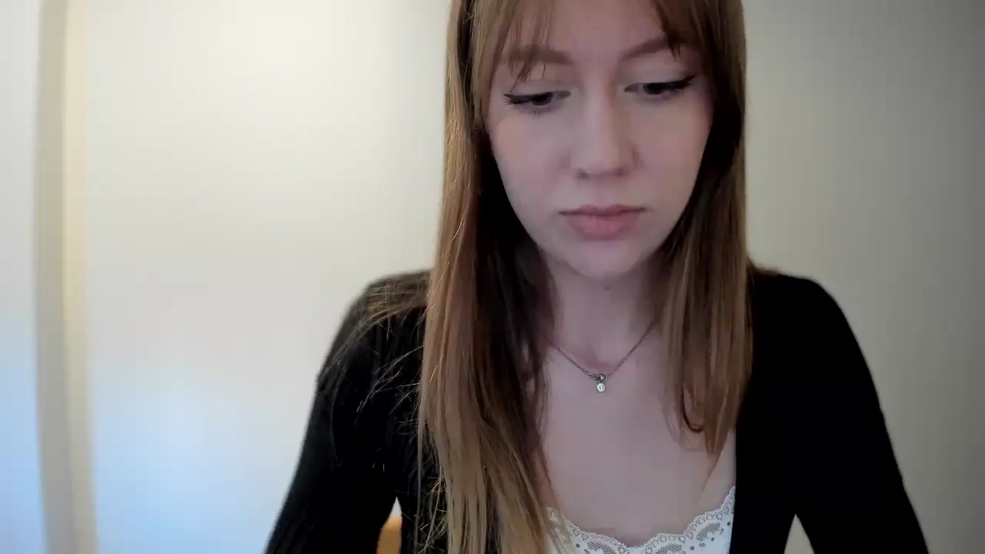 Gallery image thumbnail from RoboSasha's myfreecams stream on, 12/29/2025, 13:19 image 6 of 20