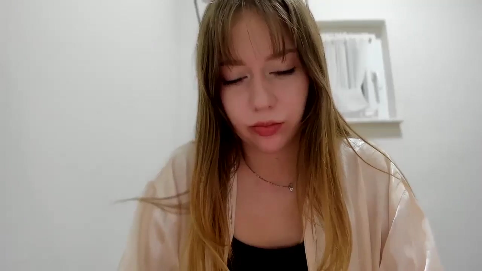 Gallery image thumbnail from RoboSasha's myfreecams stream on, 01/09/2026, 19:17 image 6 of 20