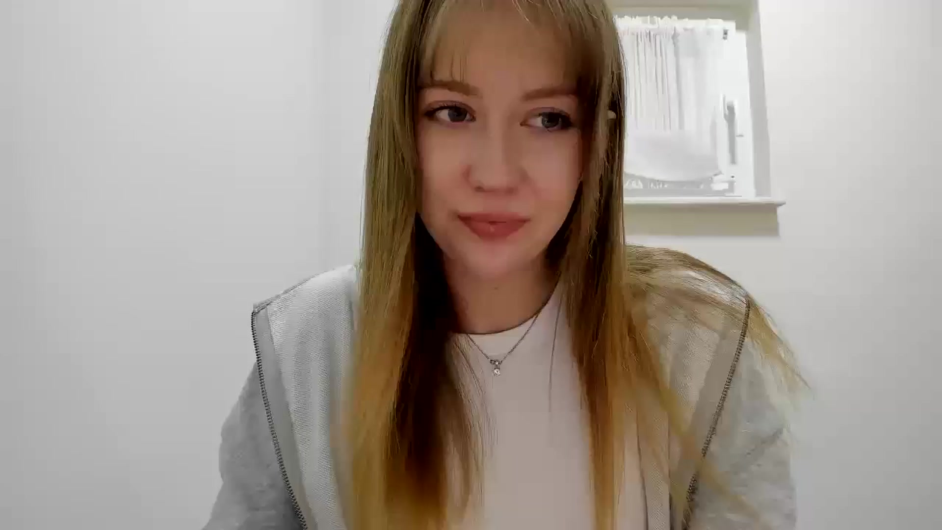 Gallery image thumbnail from RoboSasha's myfreecams stream on, 01/25/2026, 12:34 image 12 of 20