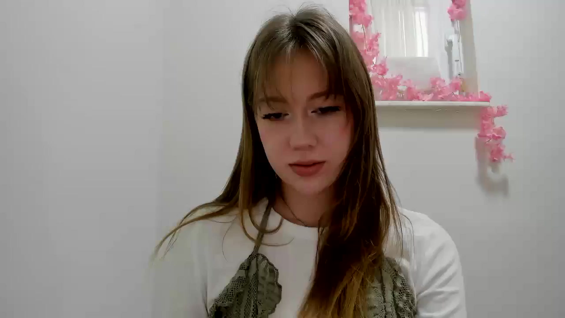Gallery image thumbnail from RoboSasha's myfreecams stream on, 01/28/2026, 13:09 image 2 of 20