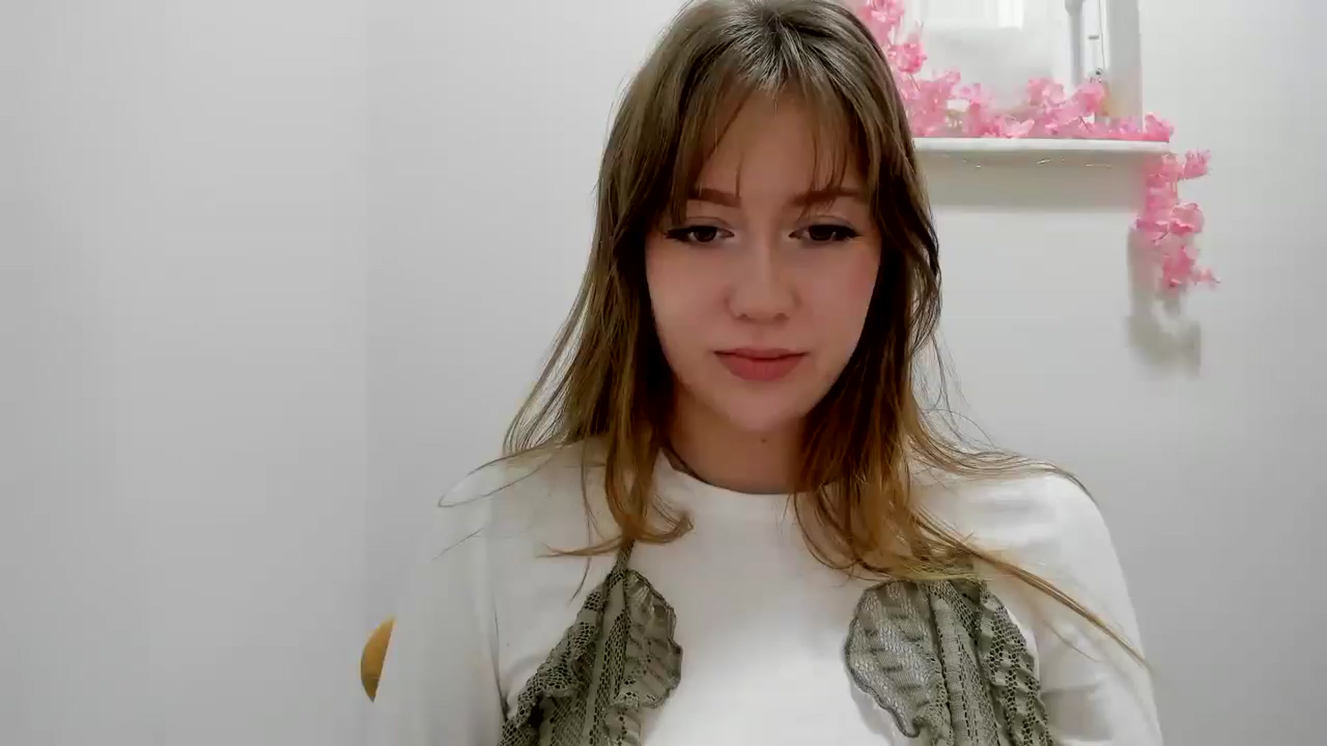 Gallery image thumbnail from RoboSasha's myfreecams stream on, 01/28/2026, 13:09 image 16 of 20