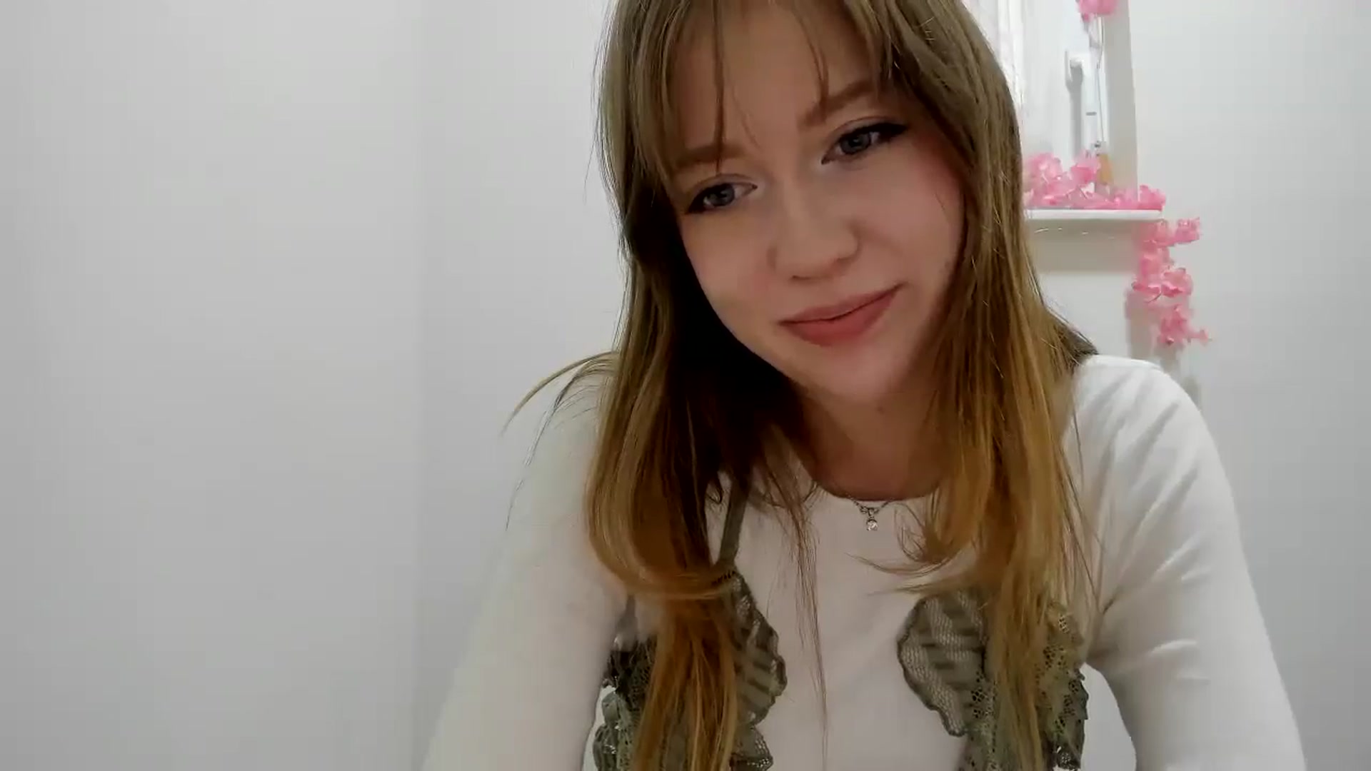 Gallery image thumbnail from RoboSasha's myfreecams stream on, 01/28/2026, 13:09 image 19 of 20