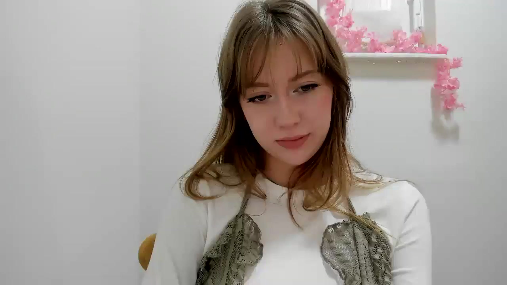 Gallery image thumbnail from RoboSasha's myfreecams stream on, 01/28/2026, 13:09 image 17 of 20