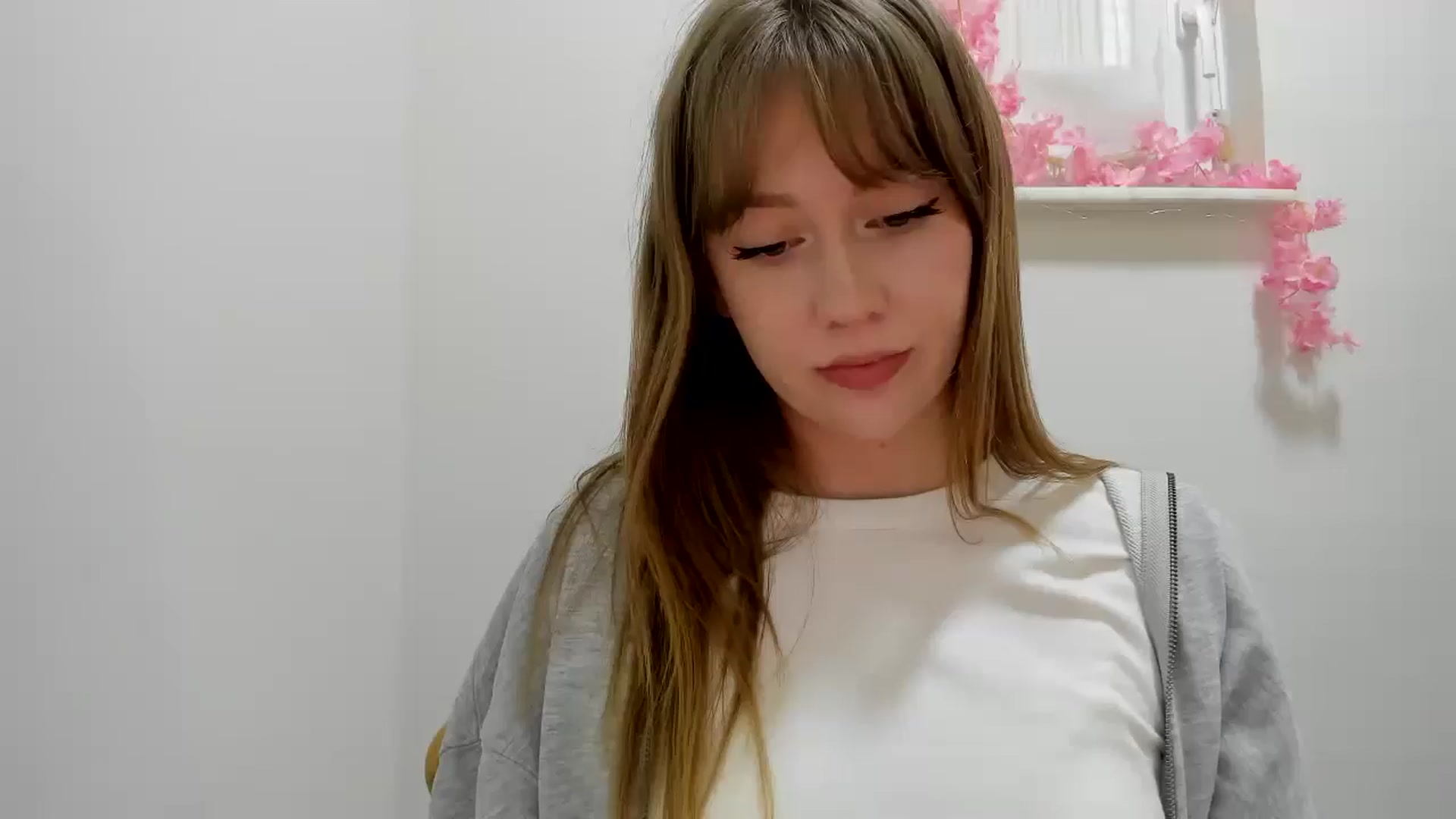 Gallery image thumbnail from RoboSasha's myfreecams stream on, 01/29/2026, 11:41 image 18 of 20