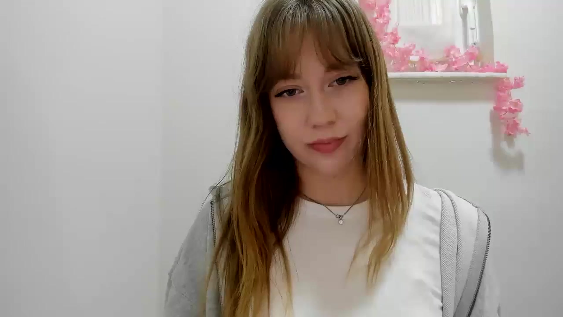 Gallery image thumbnail from RoboSasha's myfreecams stream on, 01/29/2026, 11:41 image 9 of 20