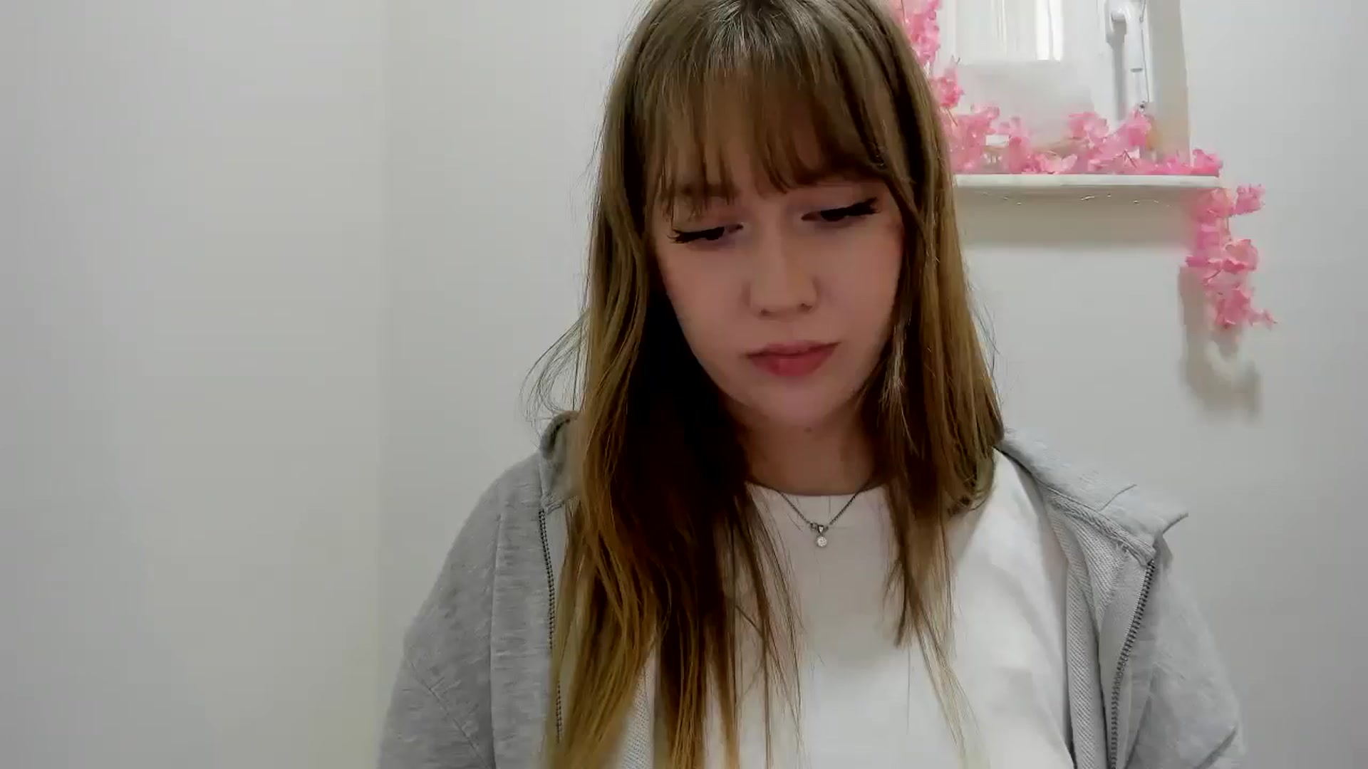 Gallery image thumbnail from RoboSasha's myfreecams stream on, 01/29/2026, 11:41 image 1 of 20