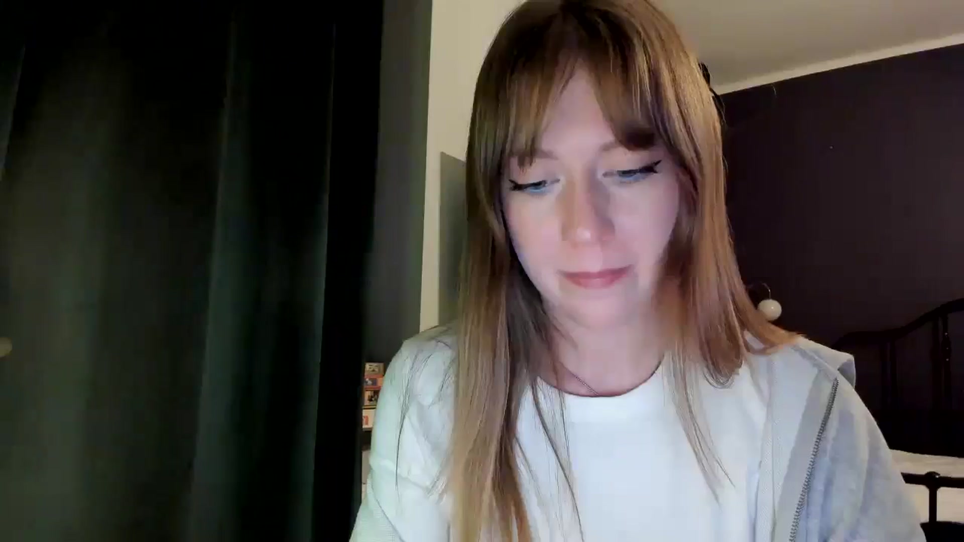 Gallery image thumbnail from RoboSasha's myfreecams stream on, 02/01/2026, 19:54 image 10 of 20