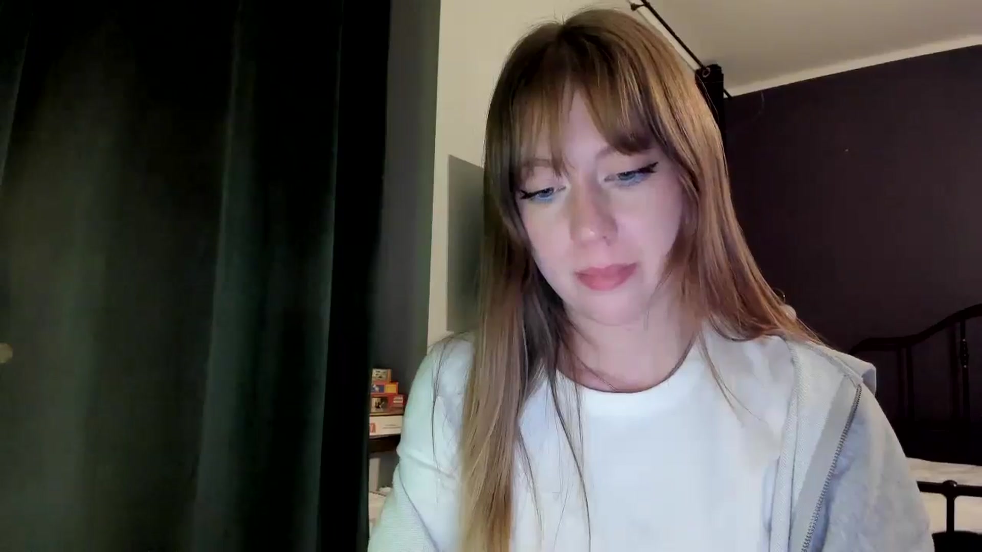 Gallery image thumbnail from RoboSasha's myfreecams stream on, 02/01/2026, 19:54 image 8 of 20