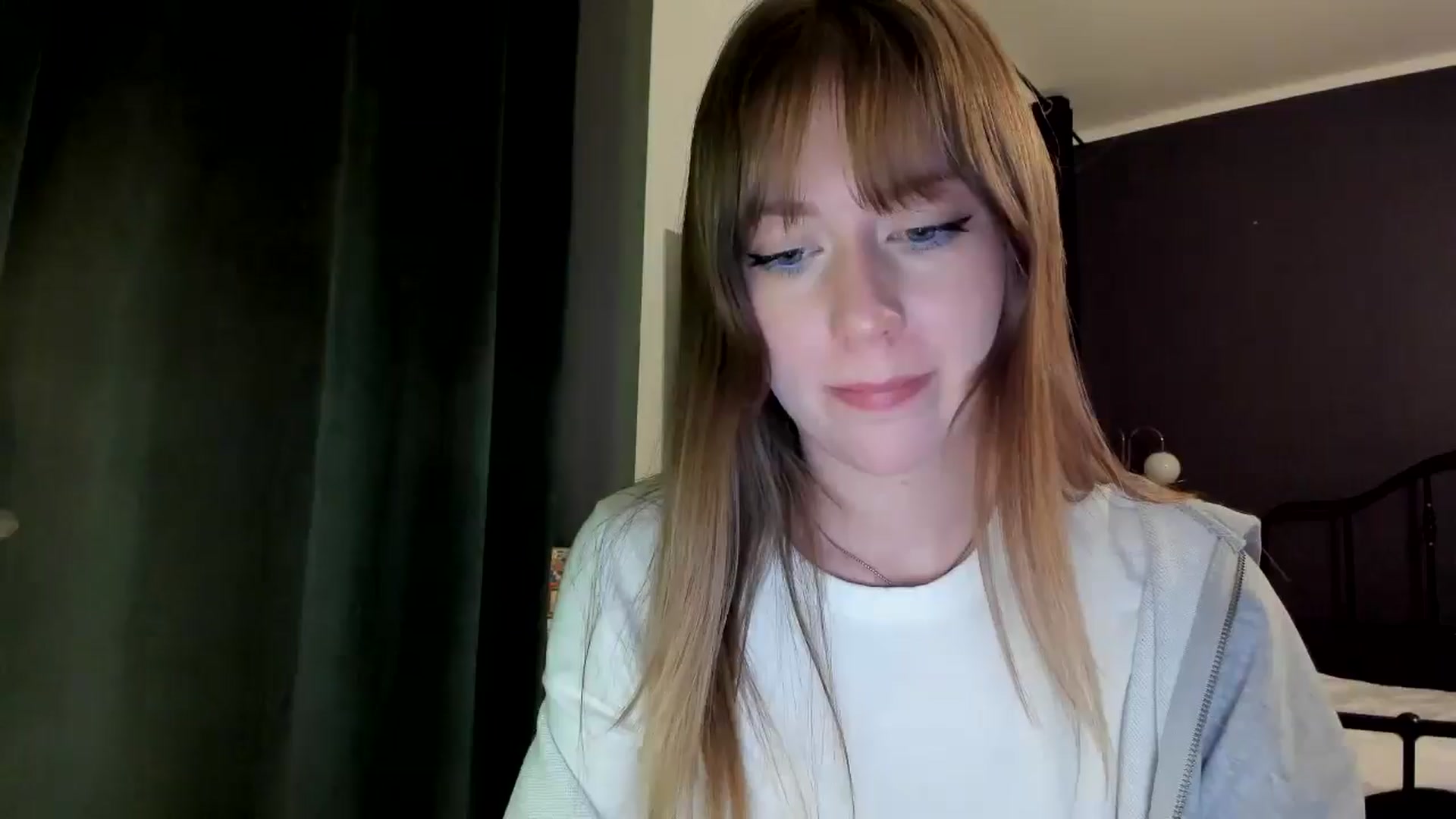 Gallery image thumbnail from RoboSasha's myfreecams stream on, 02/01/2026, 19:54 image 11 of 20