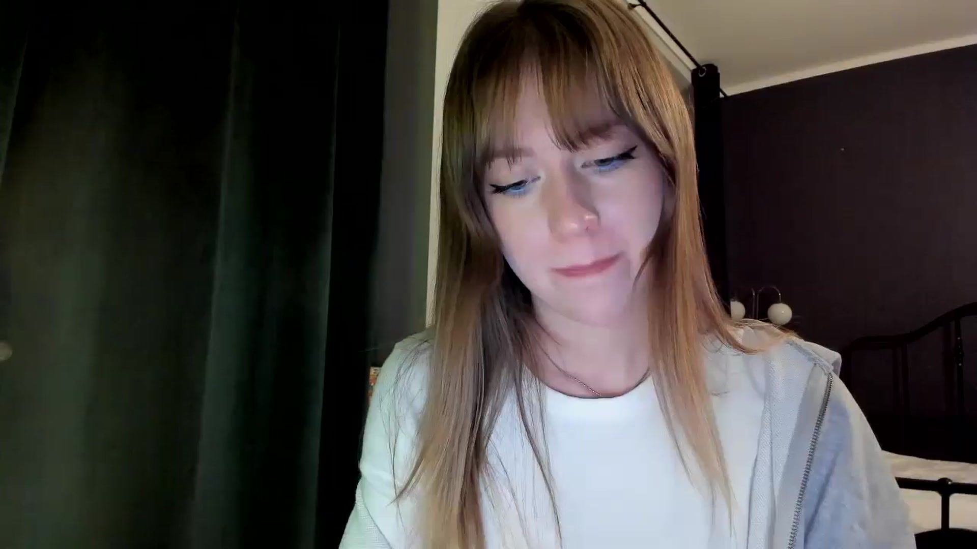 Gallery image thumbnail from RoboSasha's myfreecams stream on, 02/01/2026, 19:54 image 13 of 20