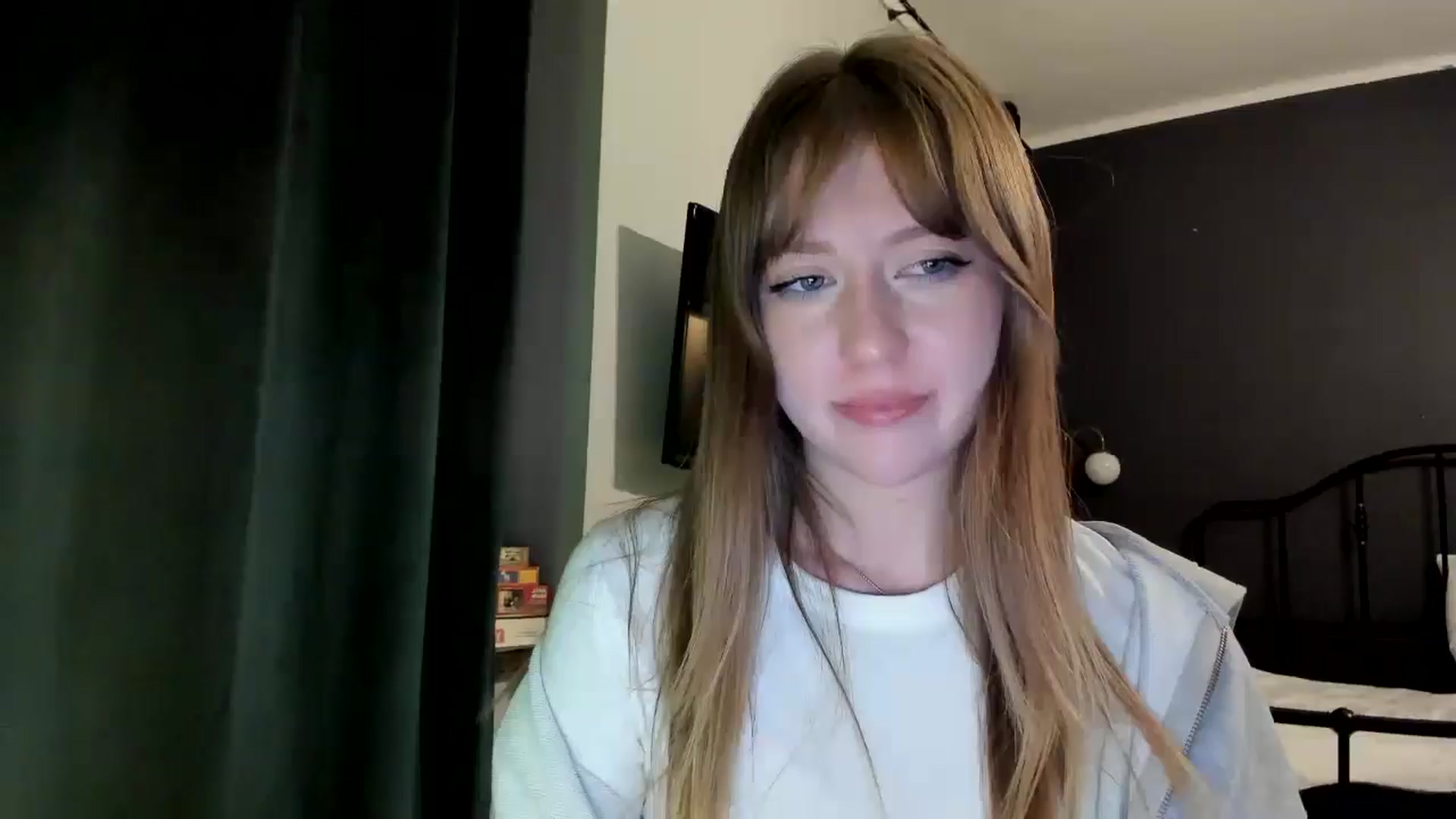 Gallery image thumbnail from RoboSasha's myfreecams stream on, 02/01/2026, 19:54 image 6 of 20
