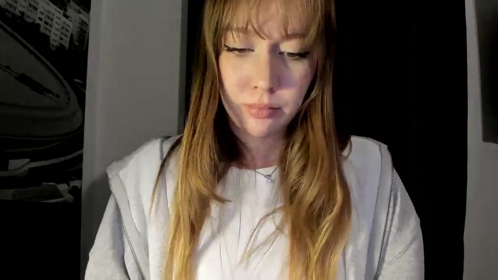Gallery image thumbnail from RoboSasha's myfreecams stream on, 02/04/2026, 15:34 image 12 of 20
