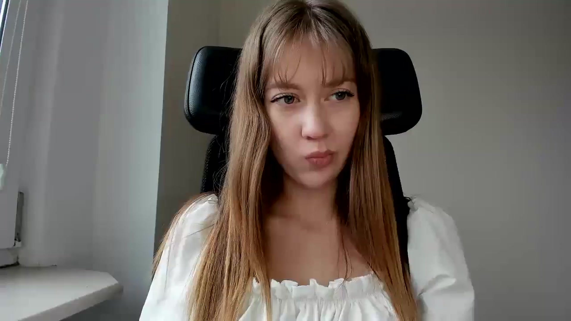 Gallery image thumbnail from RoboSasha's myfreecams stream on, 02/21/2026, 11:58 image 15 of 20