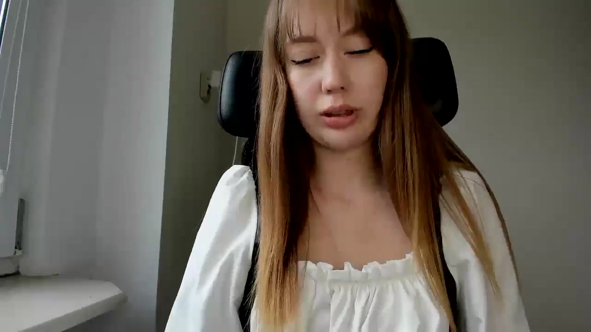 Gallery image thumbnail from RoboSasha's myfreecams stream on, 02/21/2026, 11:58 image 19 of 20