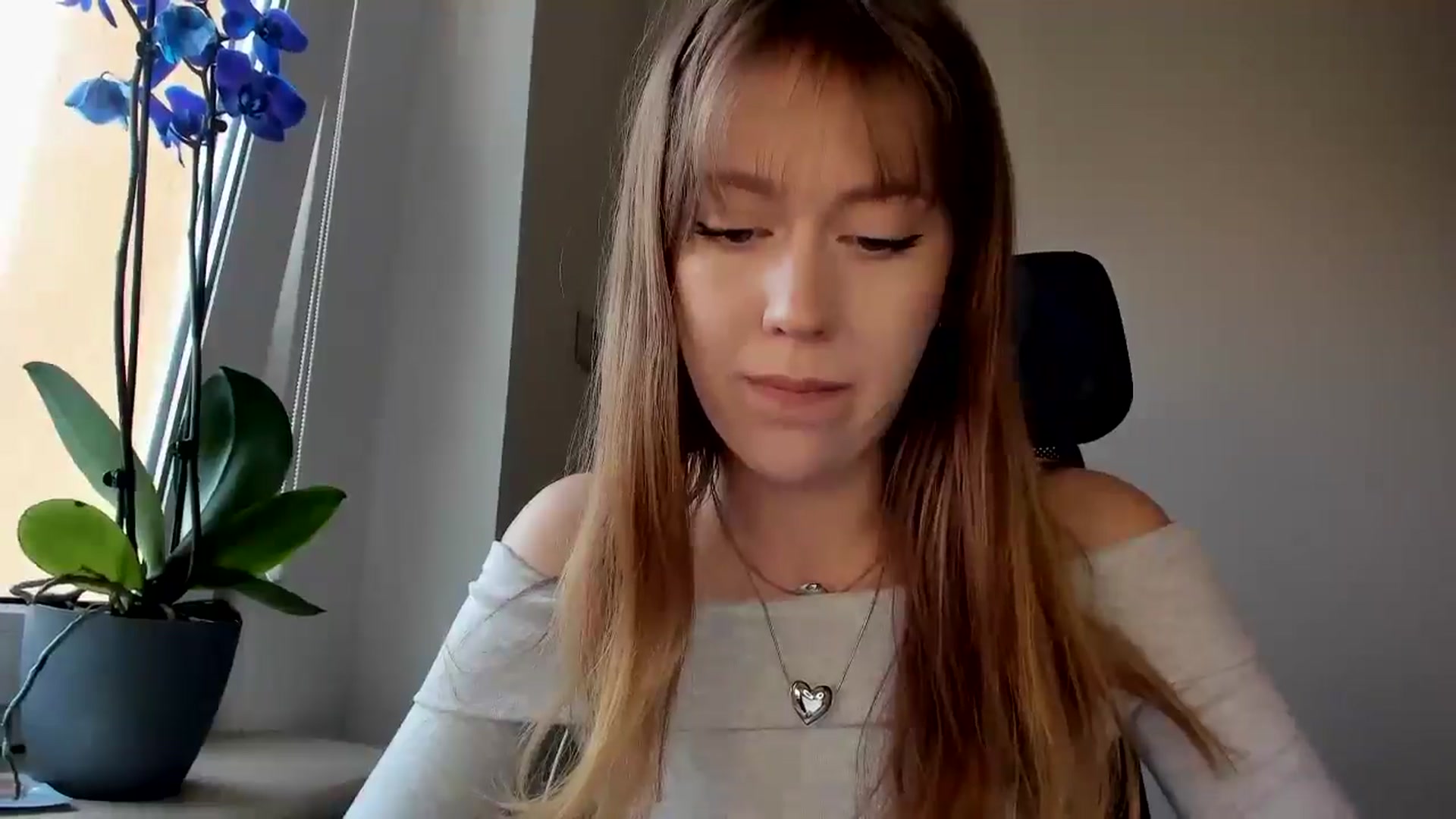 Gallery image thumbnail from RoboSasha's myfreecams stream on, 02/23/2026, 14:45 image 9 of 20