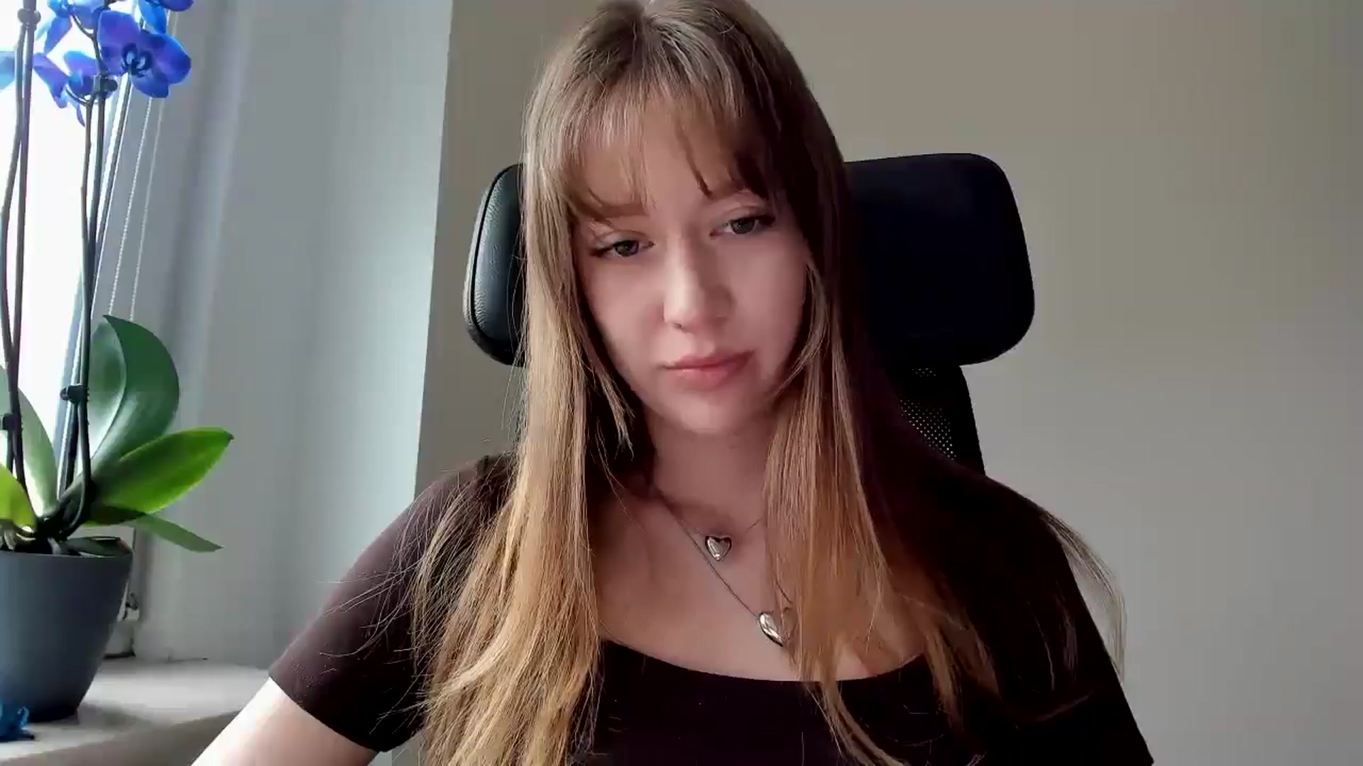 Gallery image thumbnail from RoboSasha's myfreecams stream on, 02/24/2026, 11:05 image 14 of 20