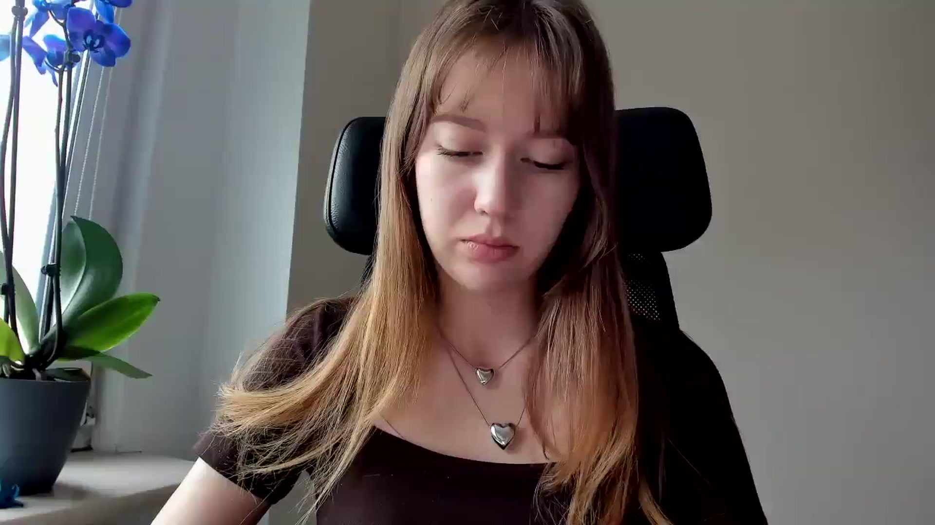 Gallery image thumbnail from RoboSasha's myfreecams stream on, 02/24/2026, 11:05 image 18 of 20