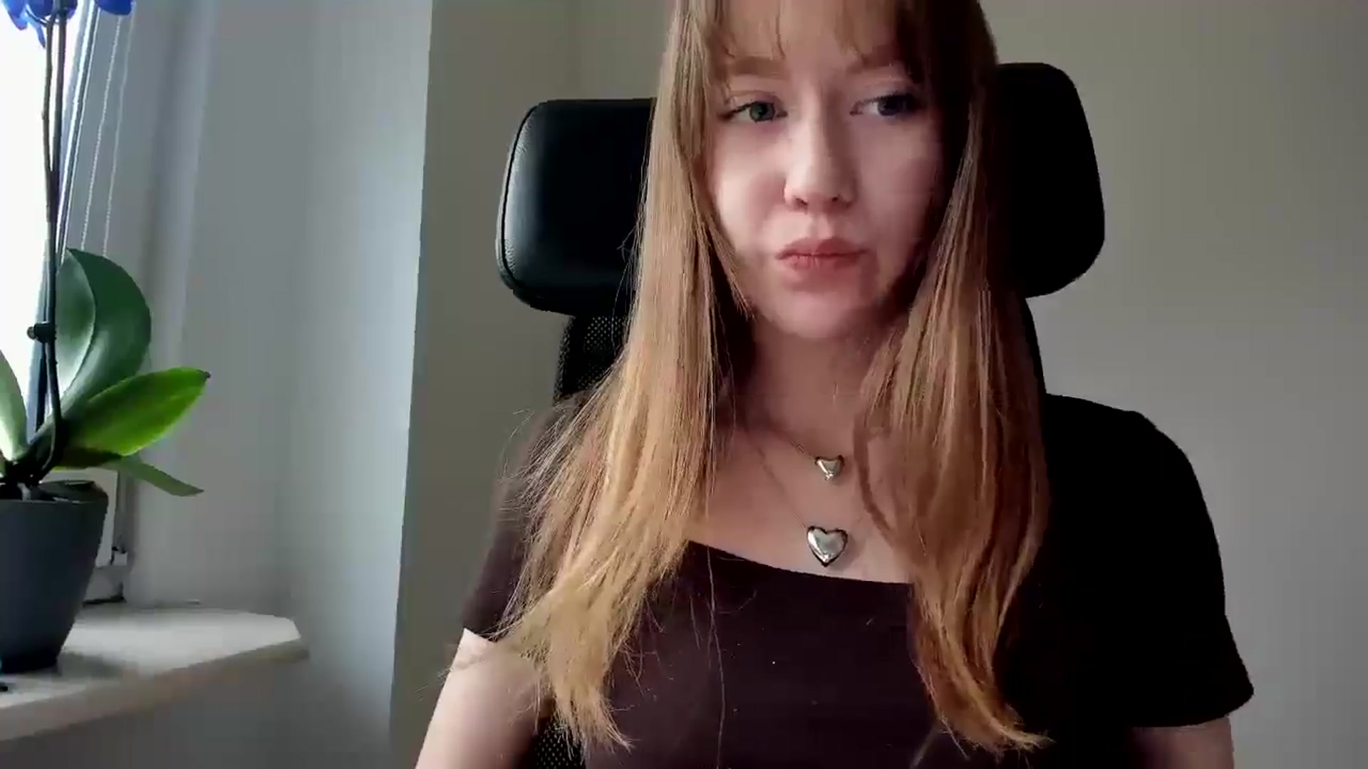 Gallery image thumbnail from RoboSasha's myfreecams stream on, 02/24/2026, 11:05 image 3 of 20