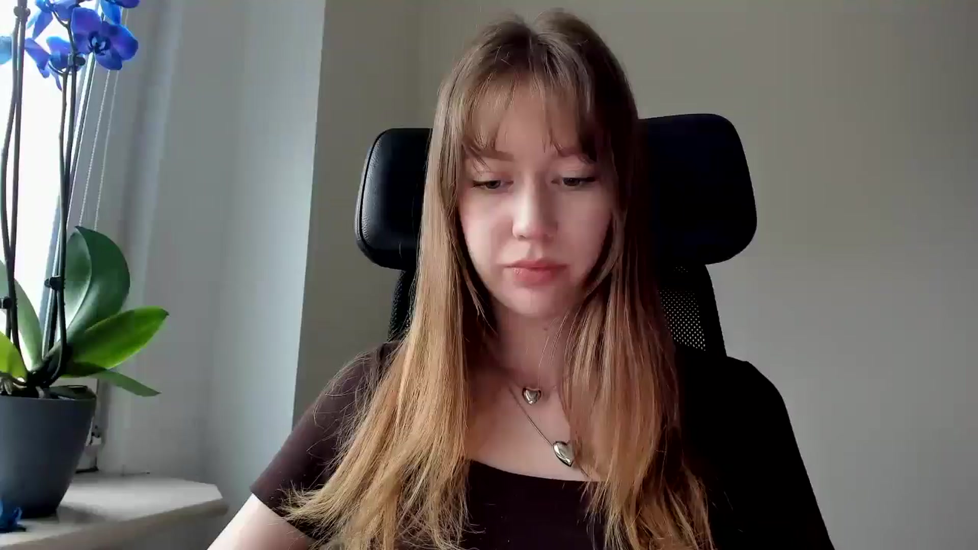 Gallery image thumbnail from RoboSasha's myfreecams stream on, 02/24/2026, 11:05 image 6 of 20