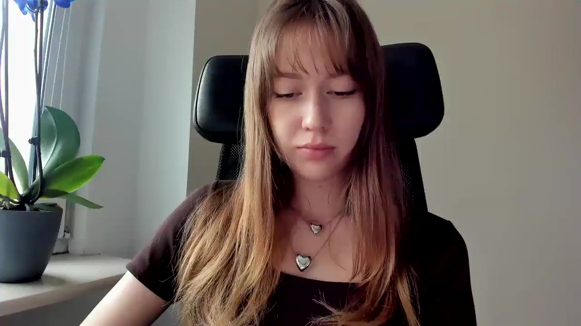Gallery image thumbnail from RoboSasha's myfreecams stream on, 02/24/2026, 12:18 image 14 of 20