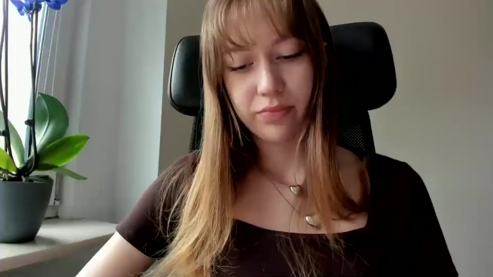 Gallery image thumbnail from RoboSasha's myfreecams stream on, 02/24/2026, 12:18 image 1 of 20