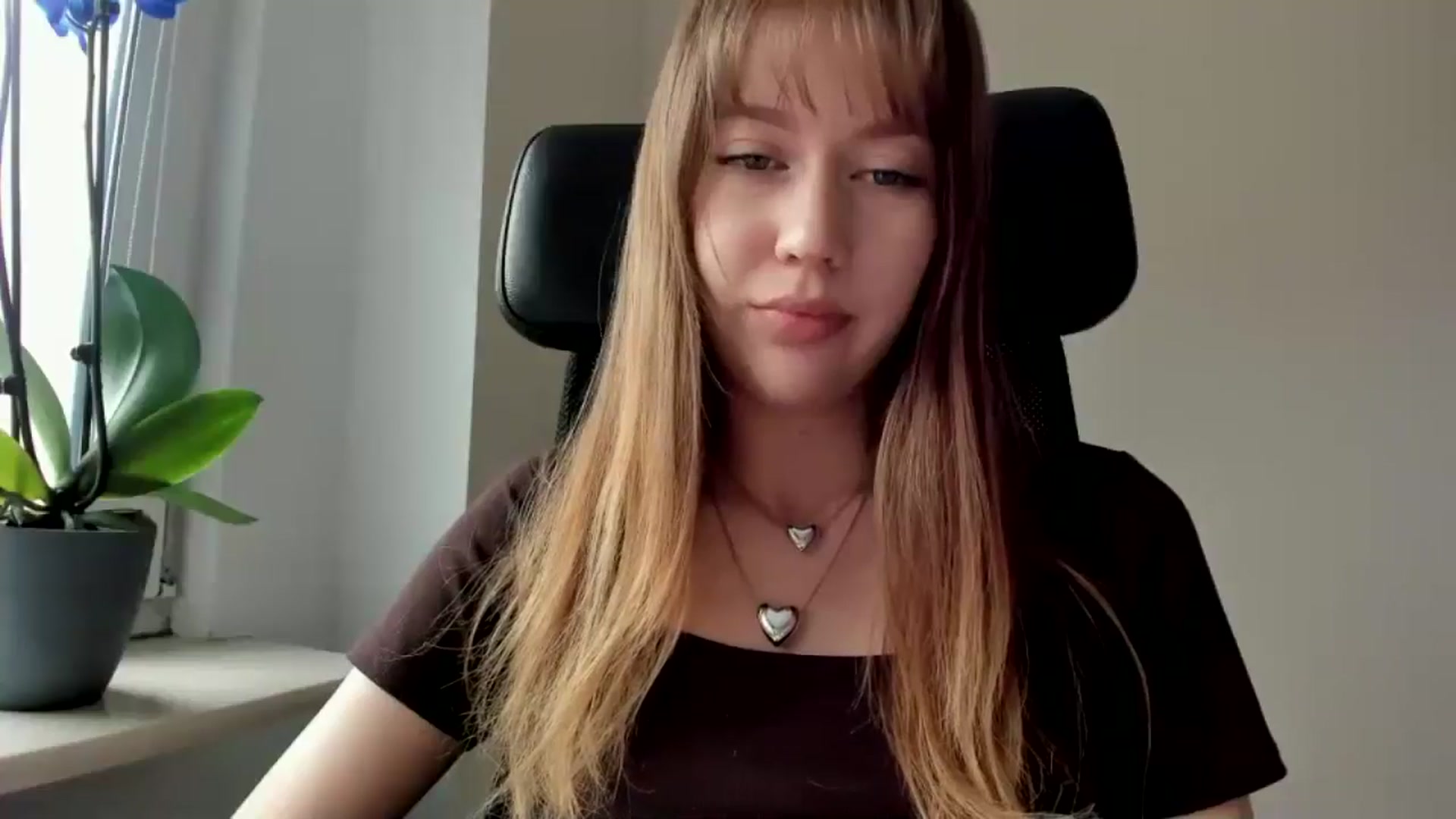 Gallery image thumbnail from RoboSasha's myfreecams stream on, 02/24/2026, 12:18 image 10 of 20