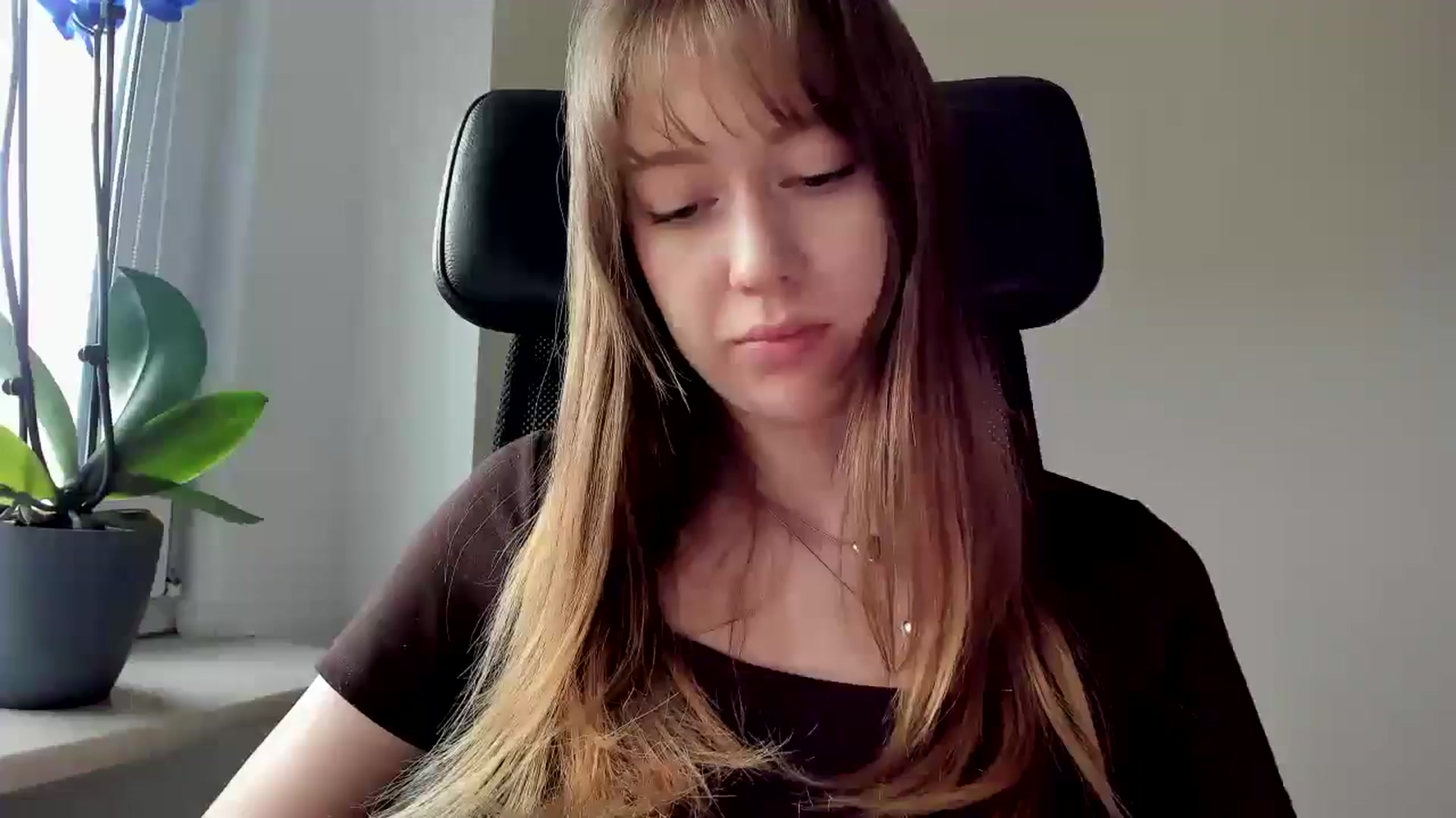 Gallery image thumbnail from RoboSasha's myfreecams stream on, 02/24/2026, 12:18 image 16 of 20