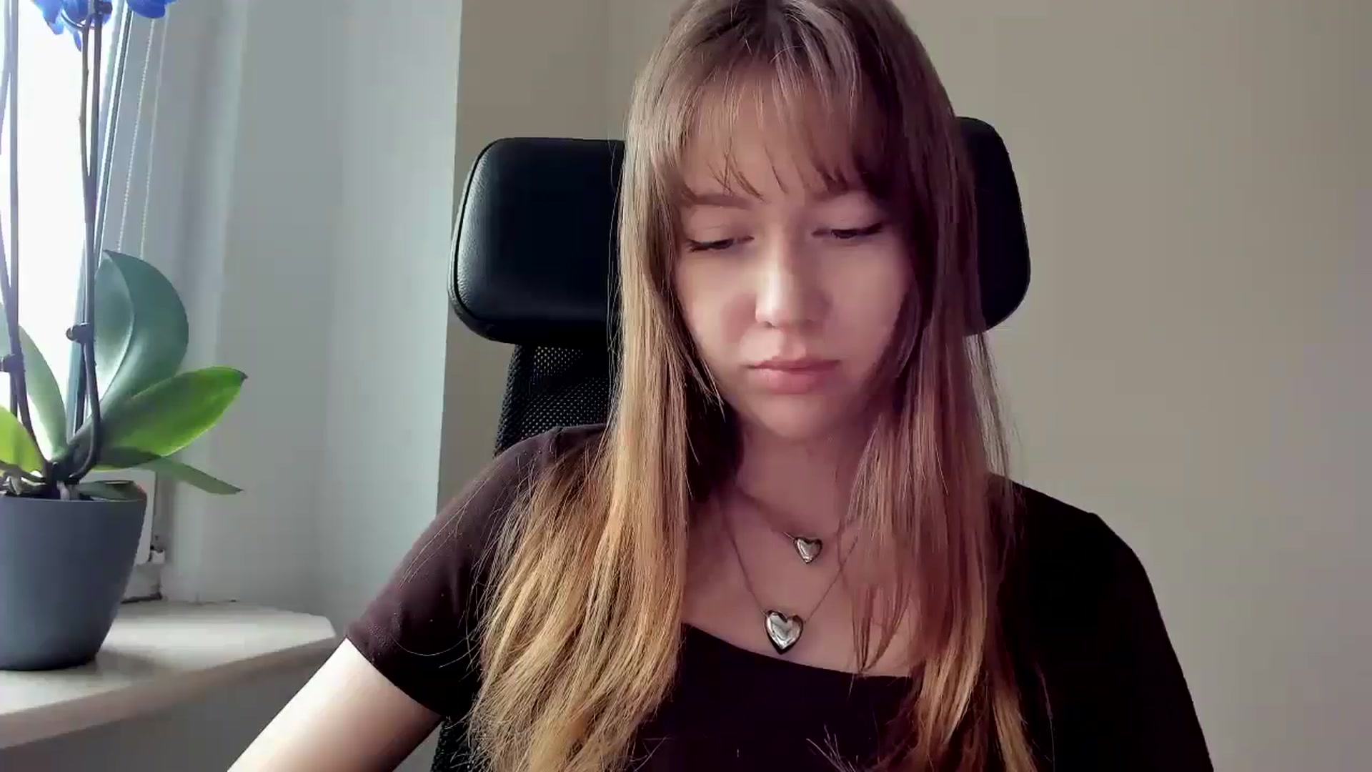 Gallery image thumbnail from RoboSasha's myfreecams stream on, 02/24/2026, 12:18 image 13 of 20