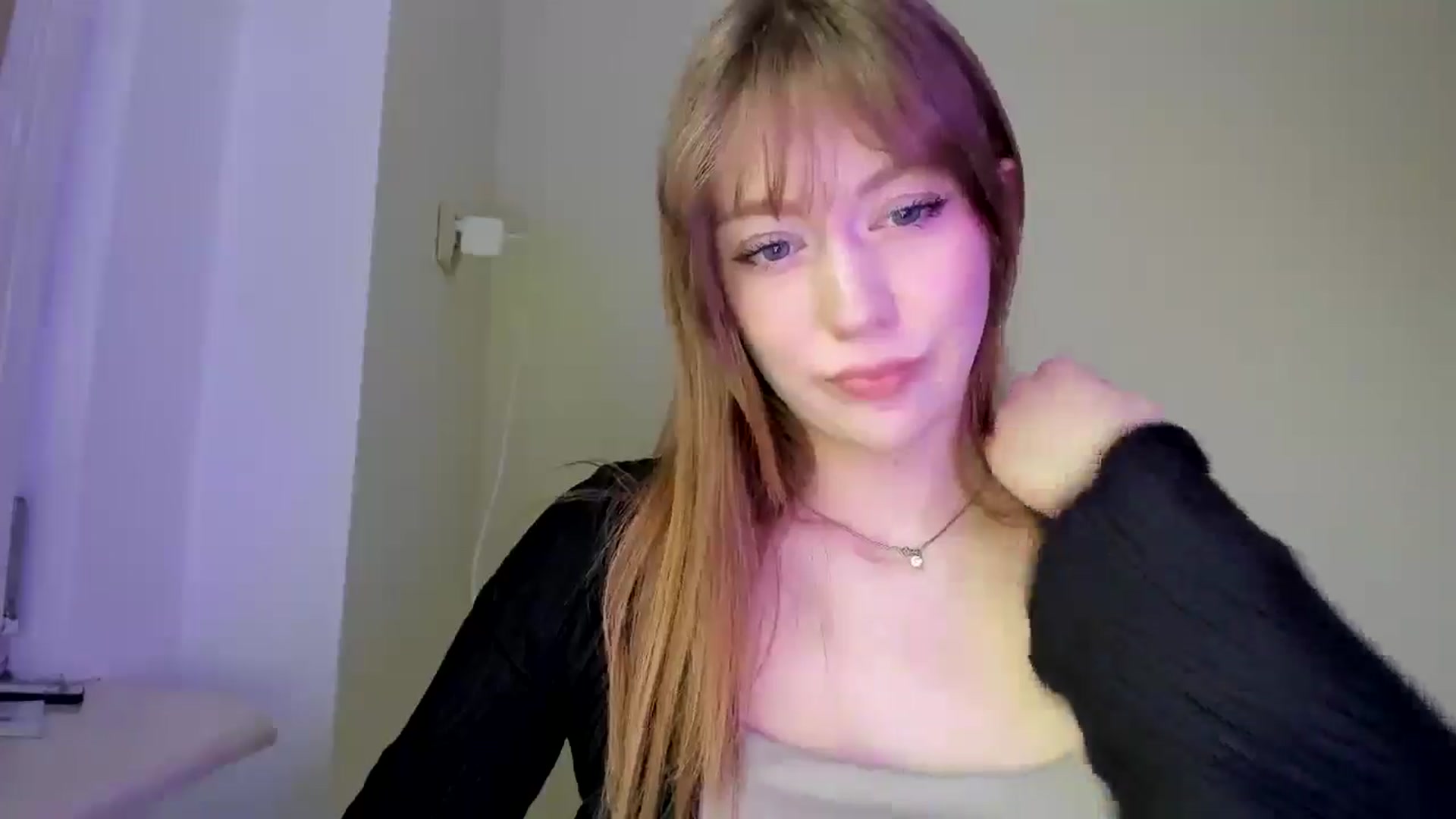 Gallery image thumbnail from RoboSasha's myfreecams stream on, 03/16/2026, 16:49 image 12 of 20