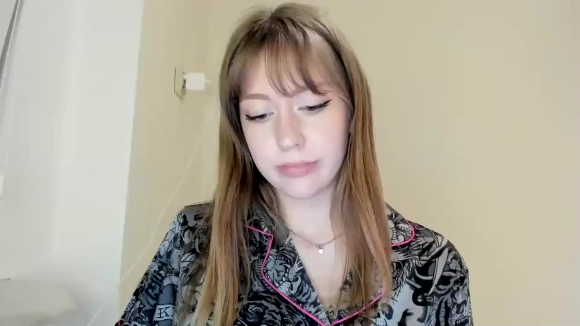 Gallery image thumbnail from RoboSasha's myfreecams stream on, 03/20/2026, 19:03 image 16 of 20