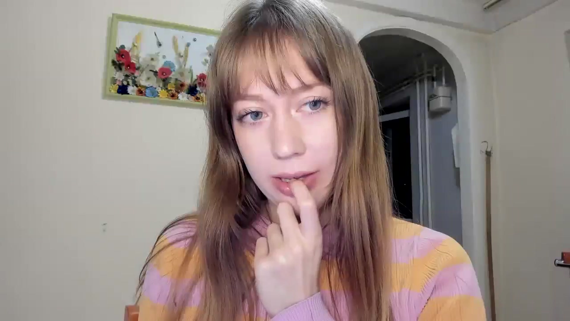 Gallery image thumbnail from RoboSasha's myfreecams stream on, 03/27/2026, 17:06 image 18 of 20