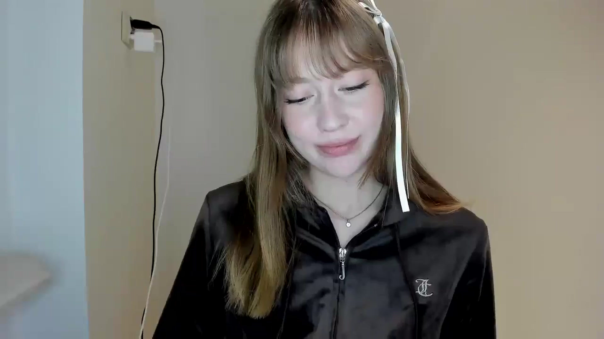 Gallery image thumbnail from RoboSasha's myfreecams stream on, 04/13/2026, 18:18 image 19 of 20