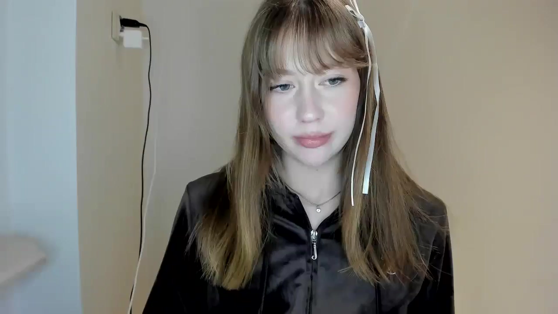 Gallery image thumbnail from RoboSasha's myfreecams stream on, 04/13/2026, 18:18 image 20 of 20