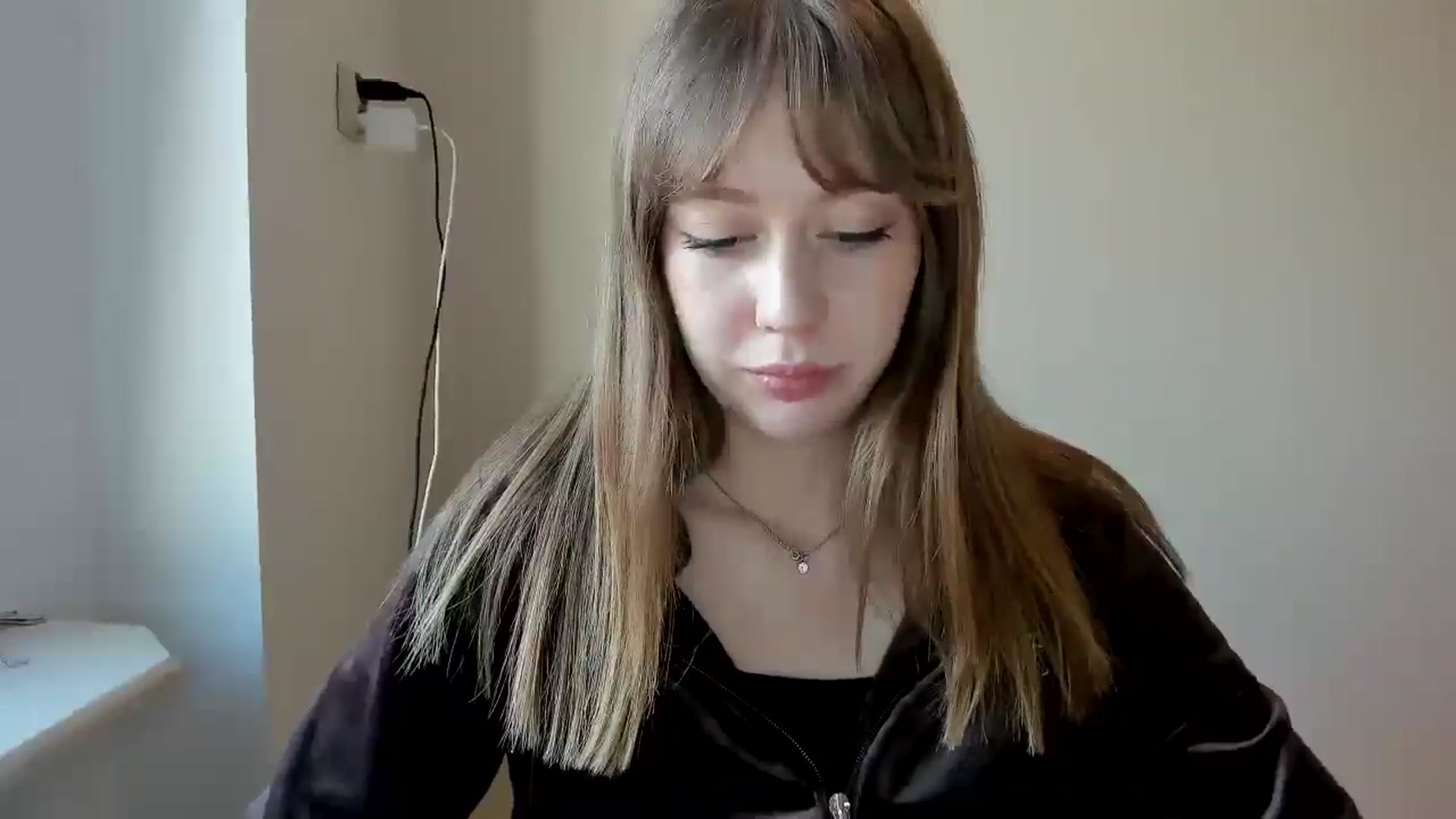 Gallery image thumbnail from RoboSasha's myfreecams stream on, 04/17/2026, 16:32 image 2 of 20