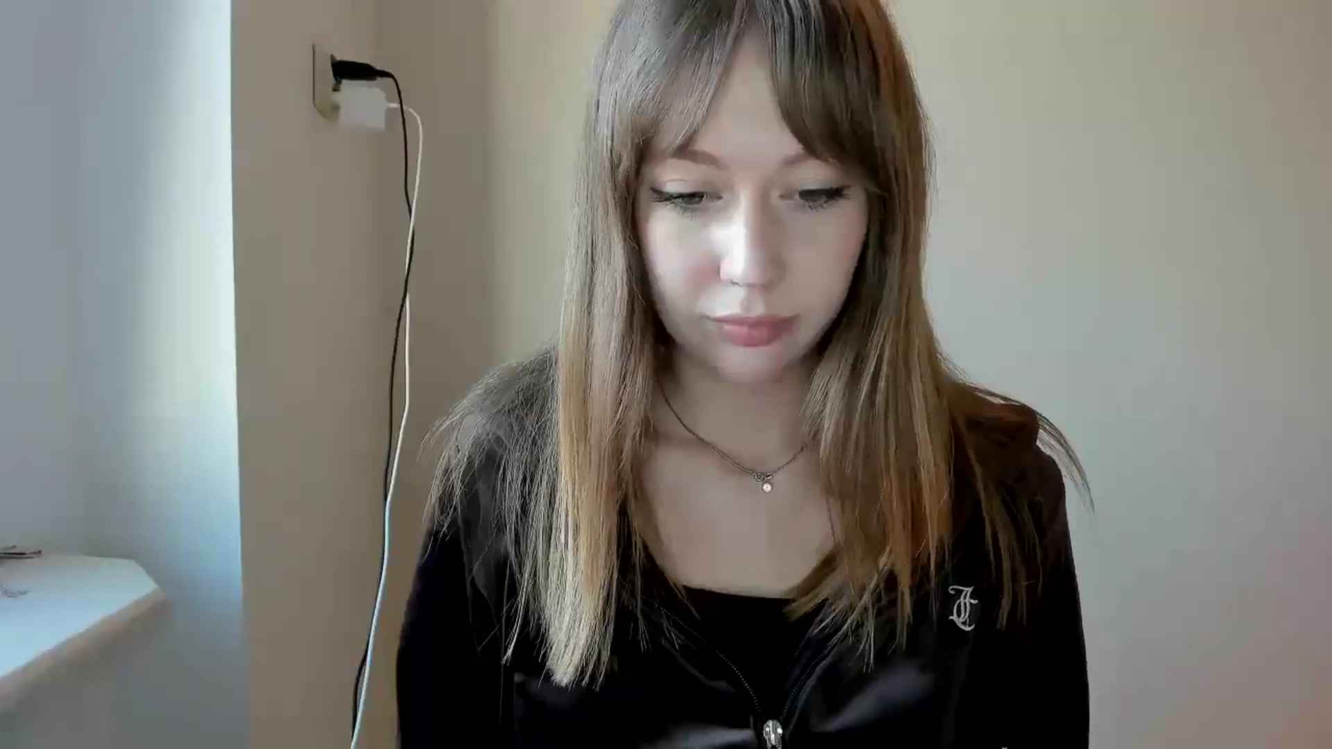 Gallery image thumbnail from RoboSasha's myfreecams stream on, 04/17/2026, 16:32 image 11 of 20