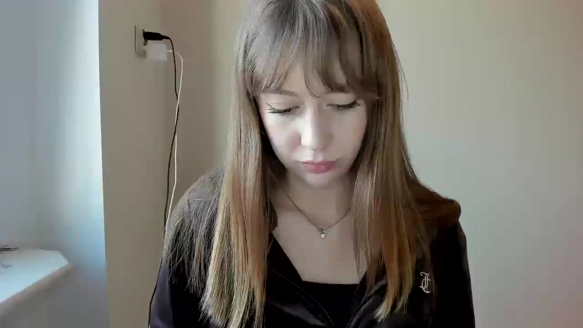 Gallery image thumbnail from RoboSasha's myfreecams stream on, 04/17/2026, 16:32 image 1 of 20