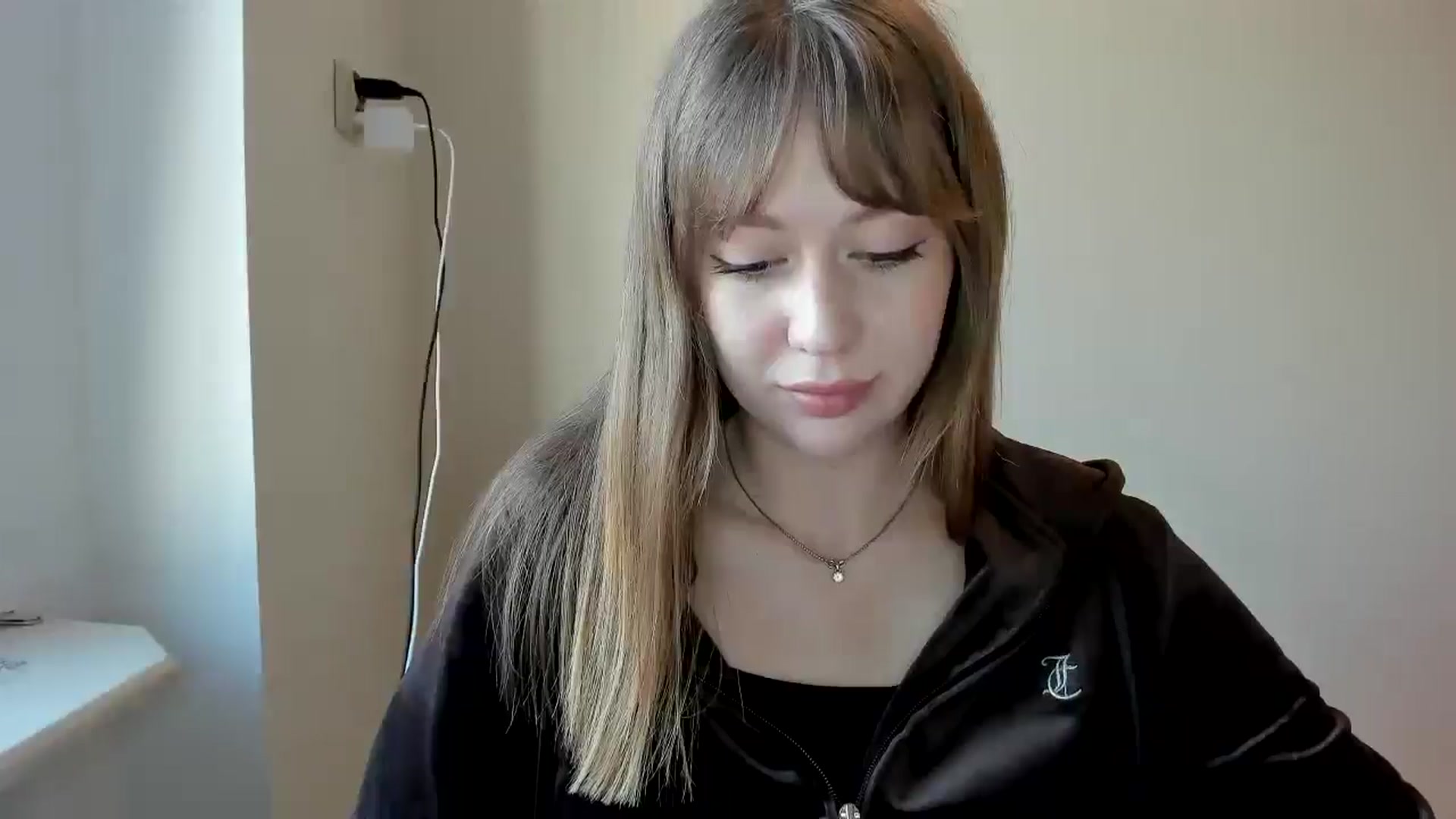 Gallery image thumbnail from RoboSasha's myfreecams stream on, 04/17/2026, 16:32 image 7 of 20