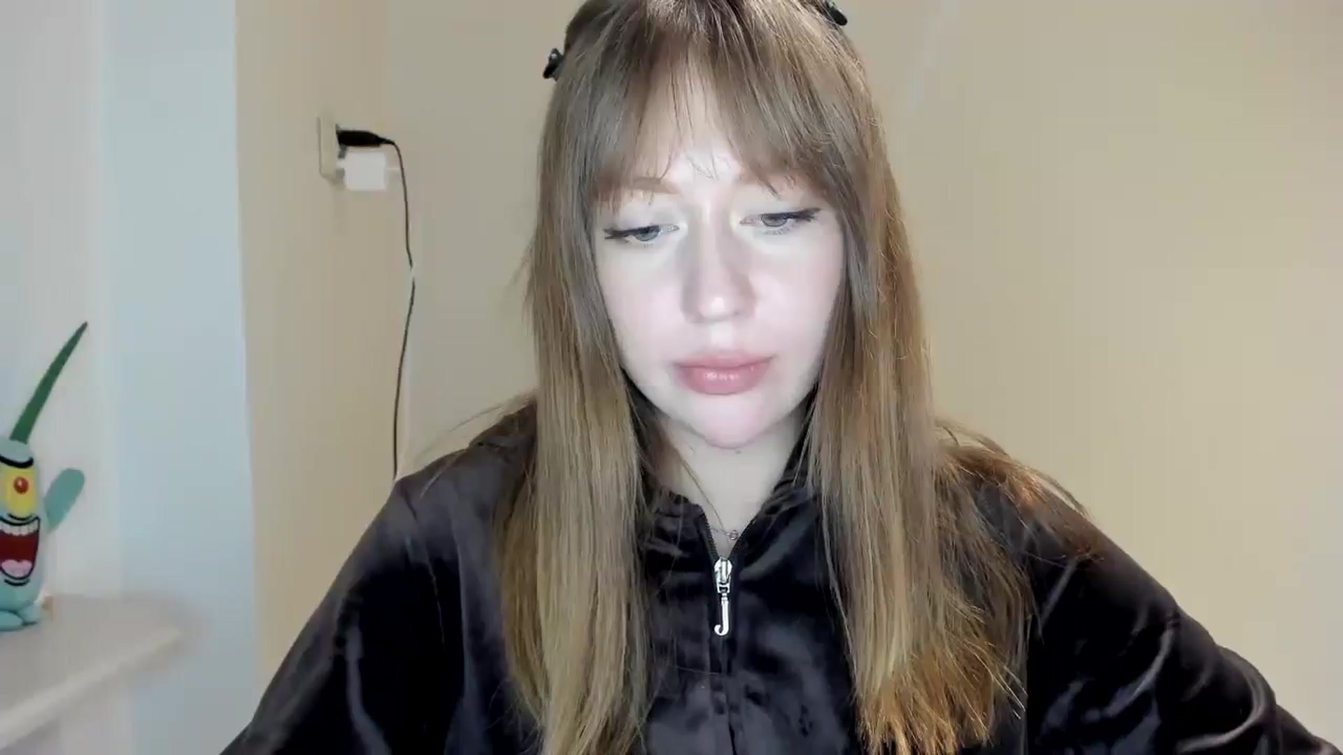 Gallery image thumbnail from RoboSasha's myfreecams stream on, 04/20/2026, 19:01 image 16 of 20