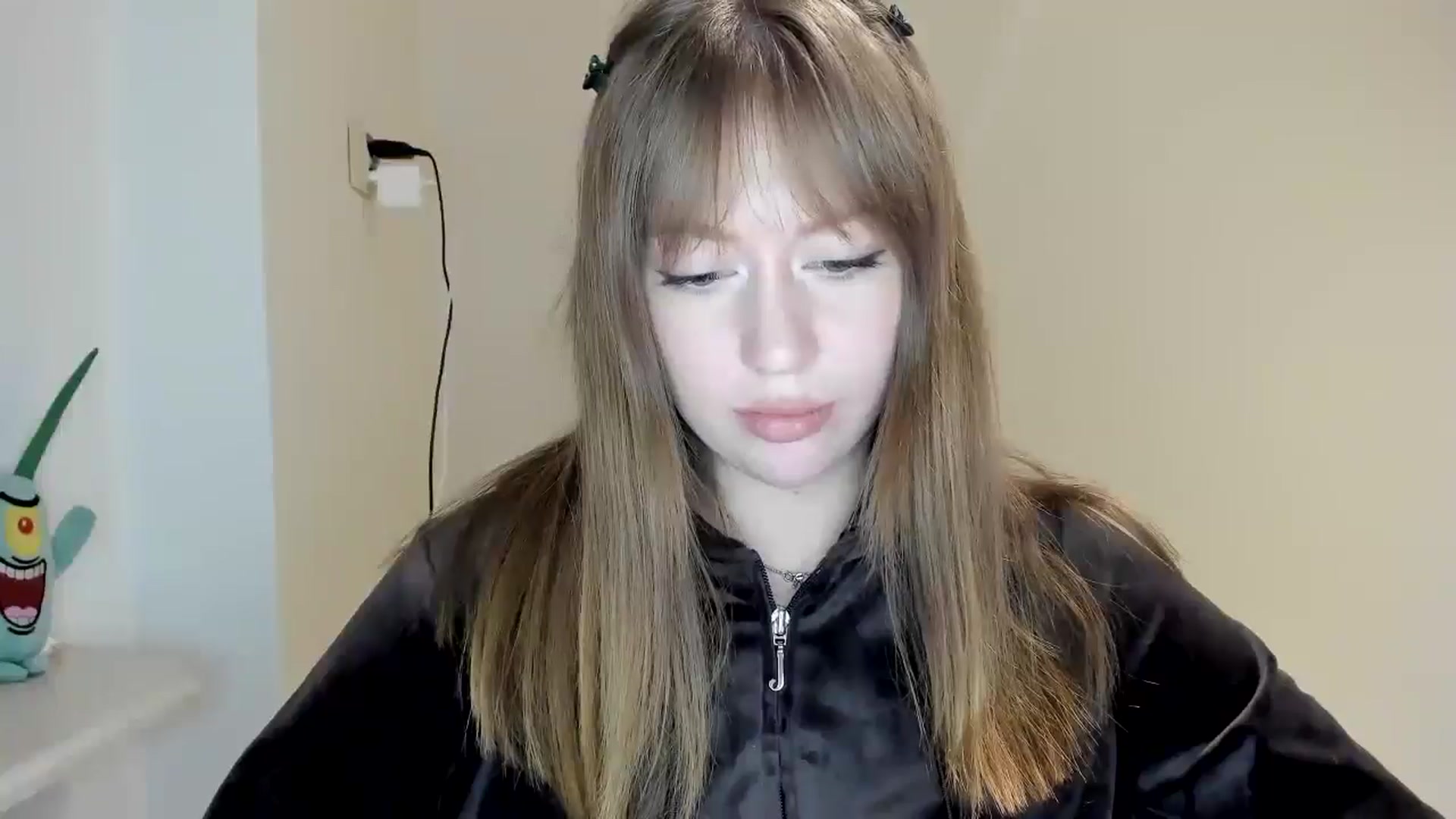 Gallery image thumbnail from RoboSasha's myfreecams stream on, 04/20/2026, 19:01 image 13 of 20