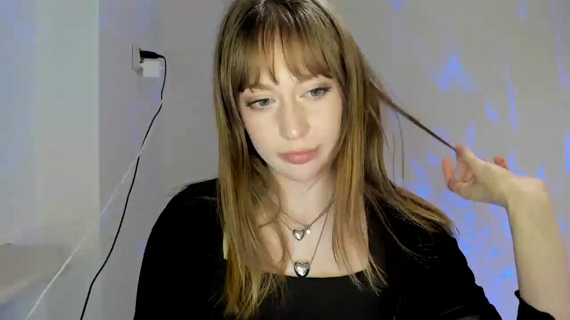 Gallery image thumbnail from RoboSasha's myfreecams stream on, 04/21/2026, 20:50 image 8 of 20