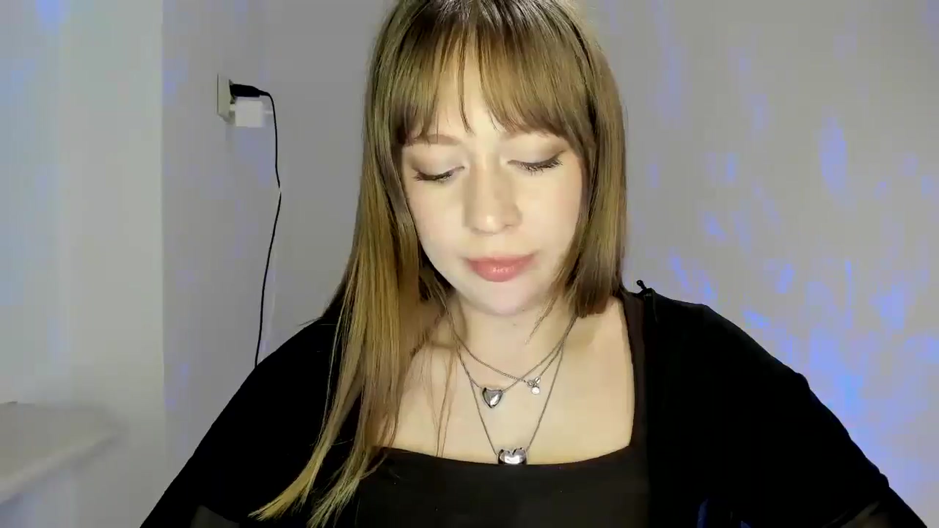 Gallery image thumbnail from RoboSasha's myfreecams stream on, 04/21/2026, 20:50 image 11 of 20
