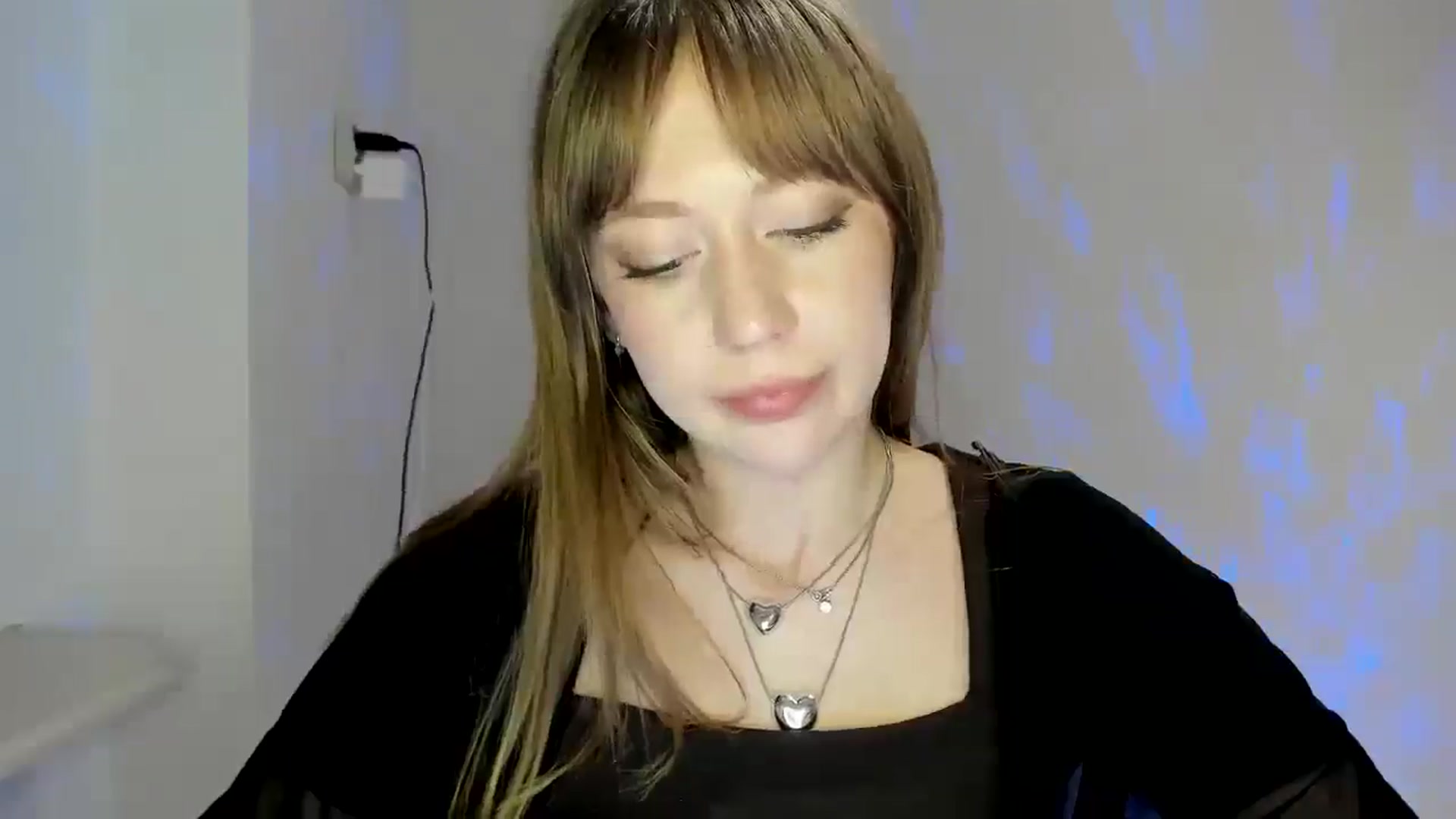 Gallery image thumbnail from RoboSasha's myfreecams stream on, 04/21/2026, 20:50 image 13 of 20