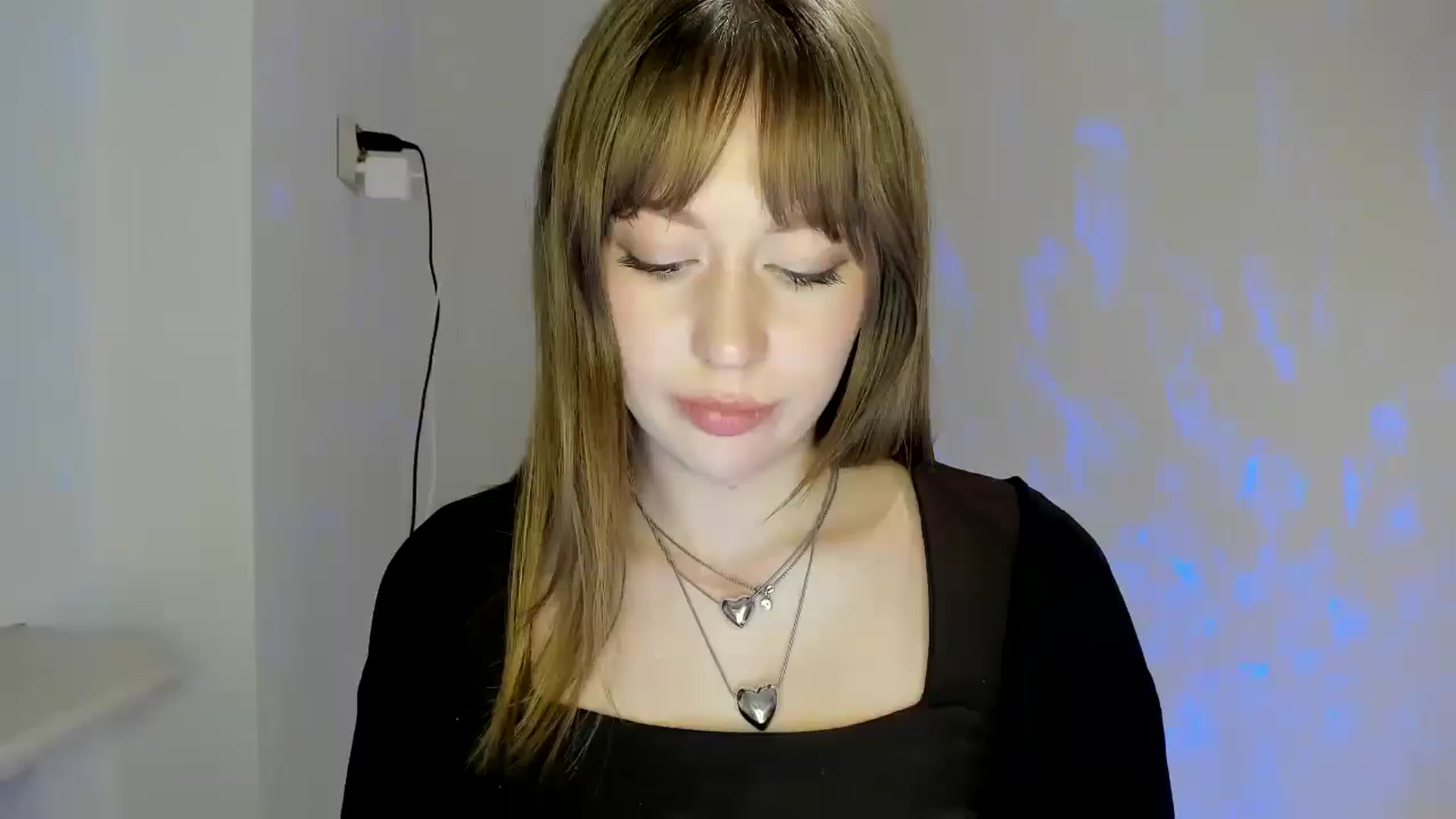 Gallery image thumbnail from RoboSasha's myfreecams stream on, 04/21/2026, 20:50 image 19 of 20