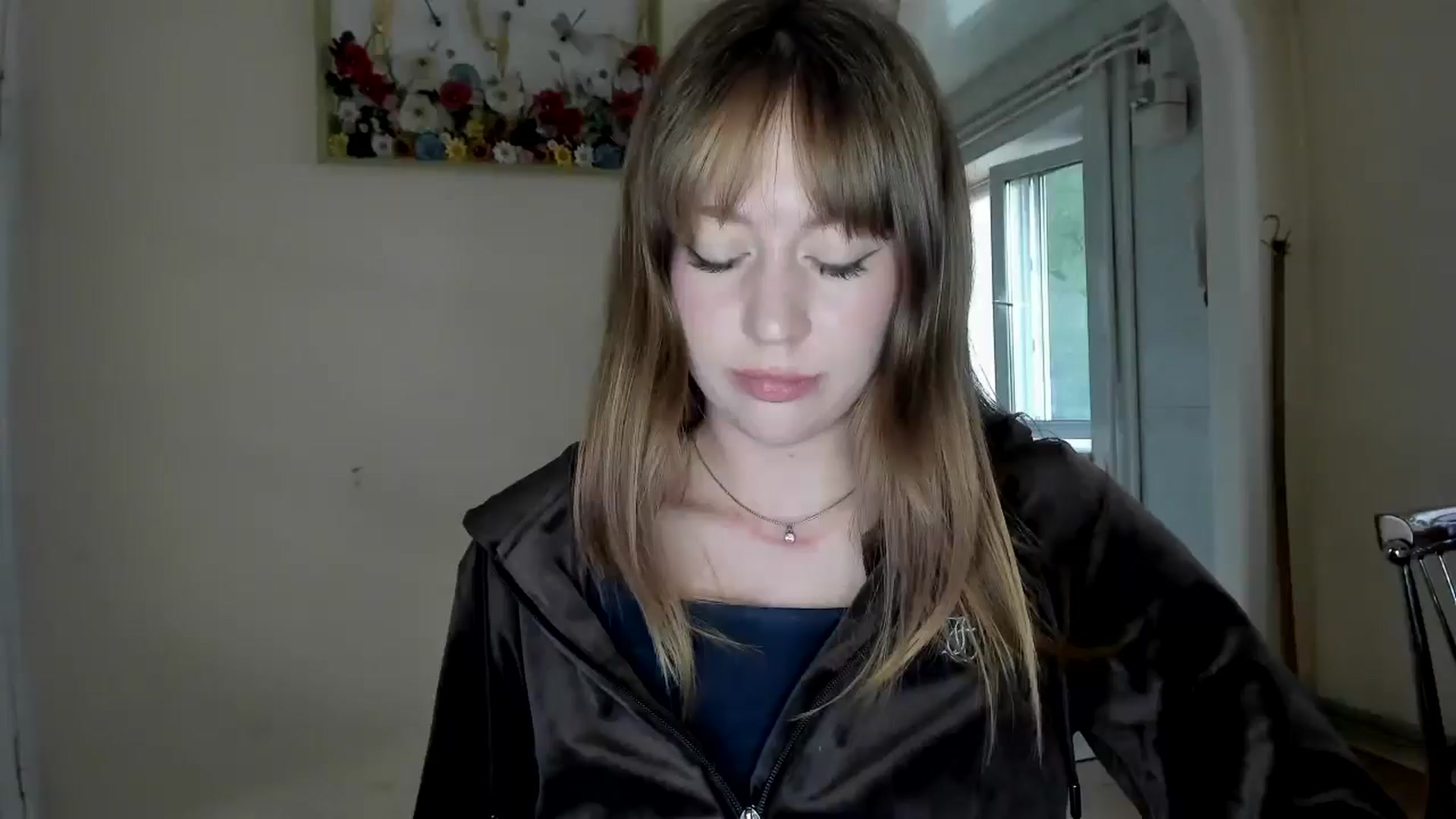 Gallery image thumbnail from RoboSasha's myfreecams stream on, 05/05/2026, 16:39 image 17 of 20