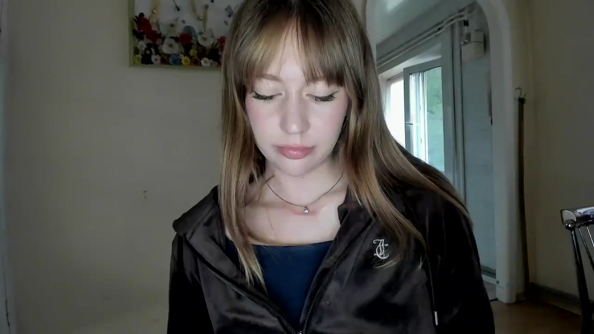 Gallery image thumbnail from RoboSasha's myfreecams stream on, 05/05/2026, 16:39 image 15 of 20