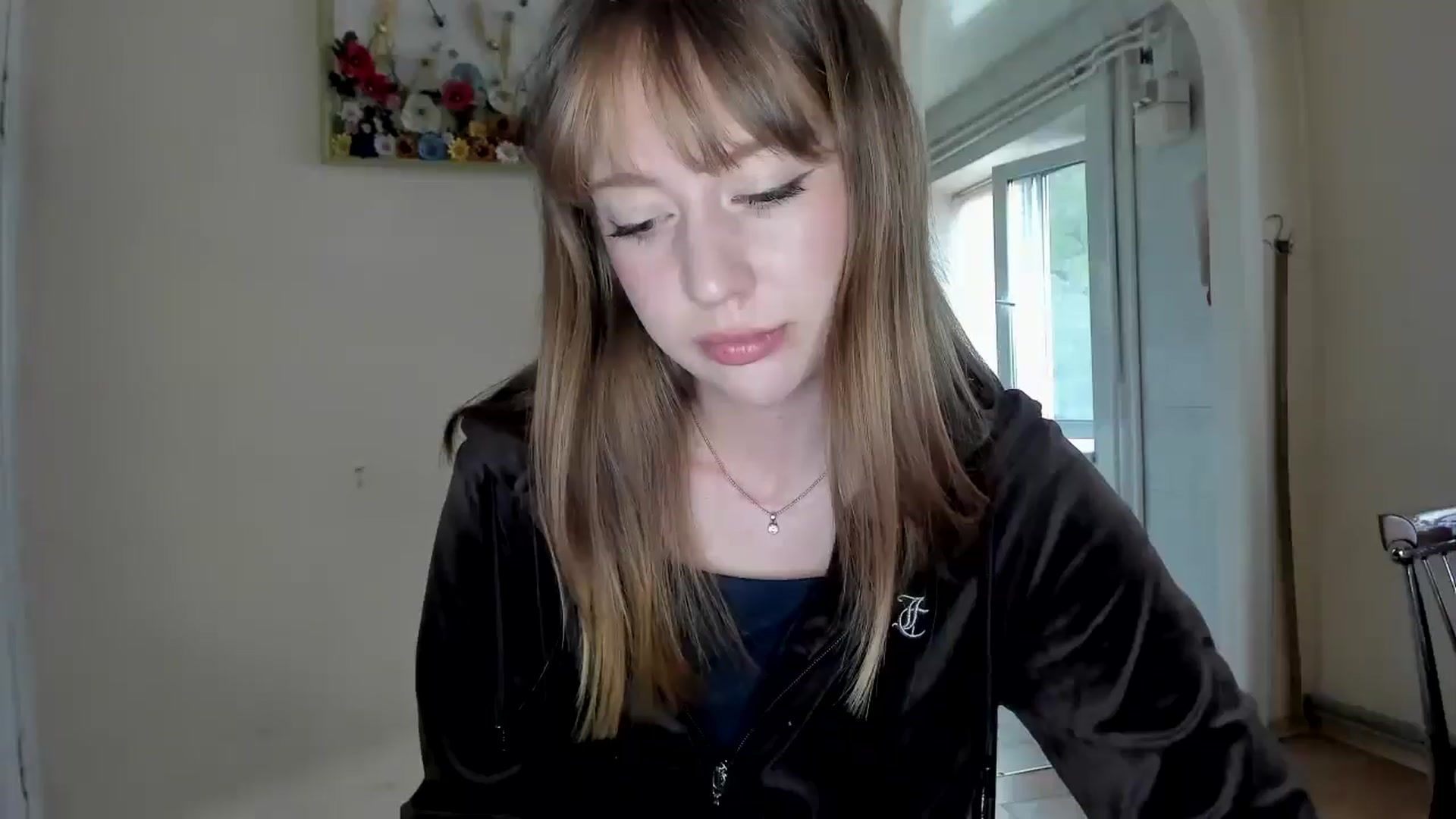 Gallery image thumbnail from RoboSasha's myfreecams stream on, 05/05/2026, 16:39 image 1 of 20